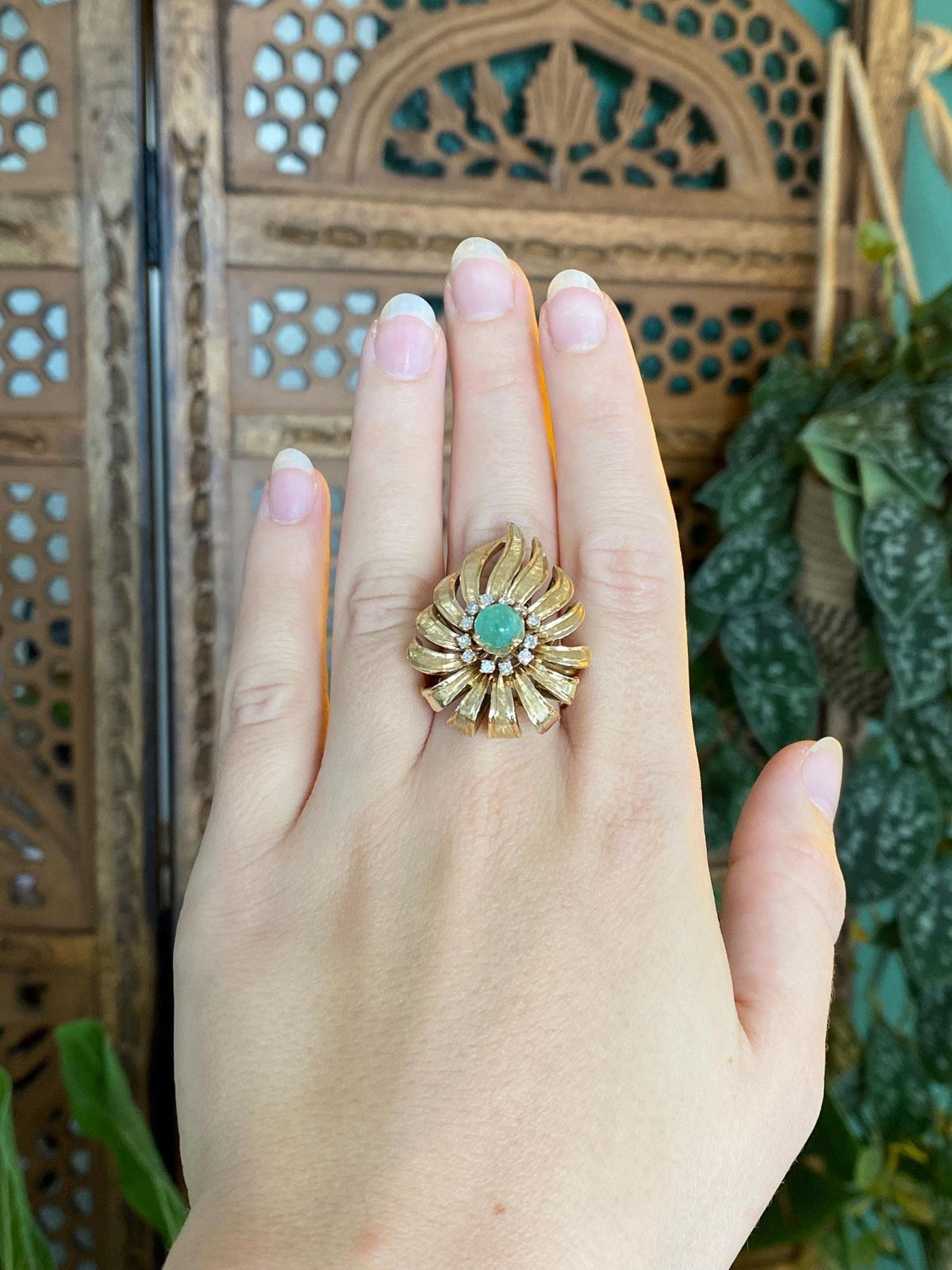 Vintage Solid 14k Yellow Gold Clear Sapphire Halo Emerald Cabochon Textured Cocktail Ring - Size 9.25