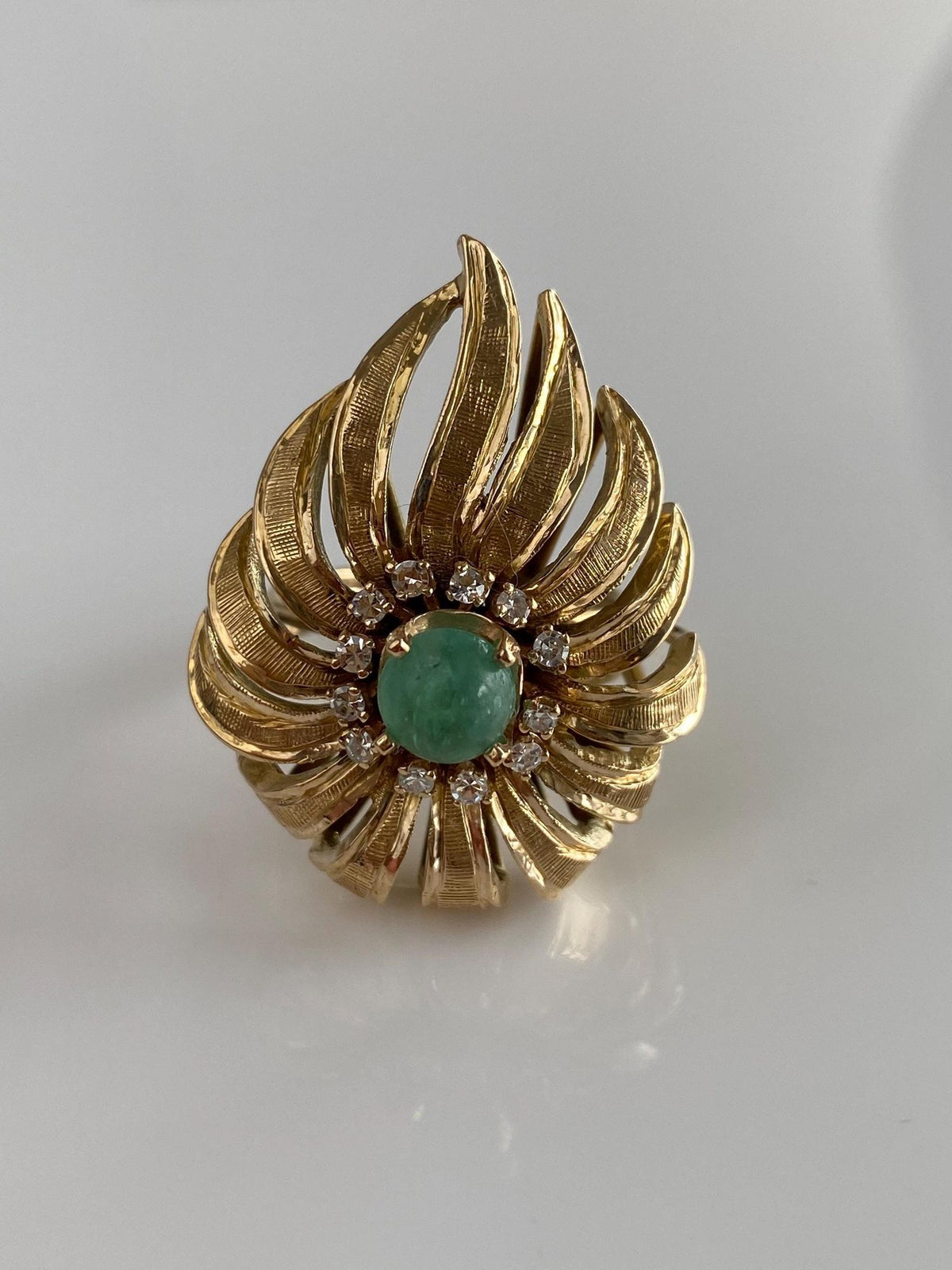 Vintage Solid 14k Yellow Gold Clear Sapphire Halo Emerald Cabochon Textured Cocktail Ring - Size 9.25