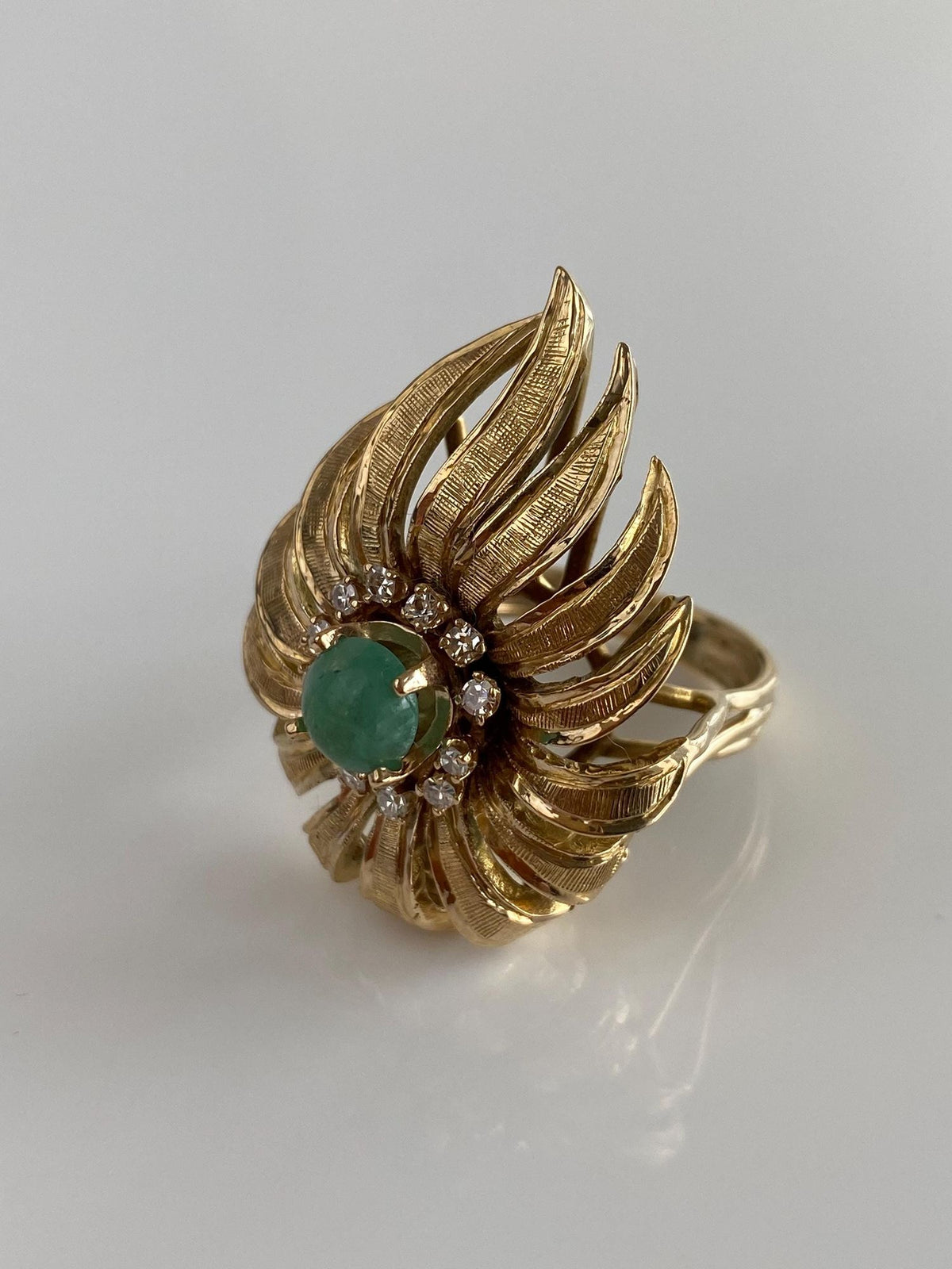 Vintage Solid 14k Yellow Gold Clear Sapphire Halo Emerald Cabochon Textured Cocktail Ring - Size 9.25