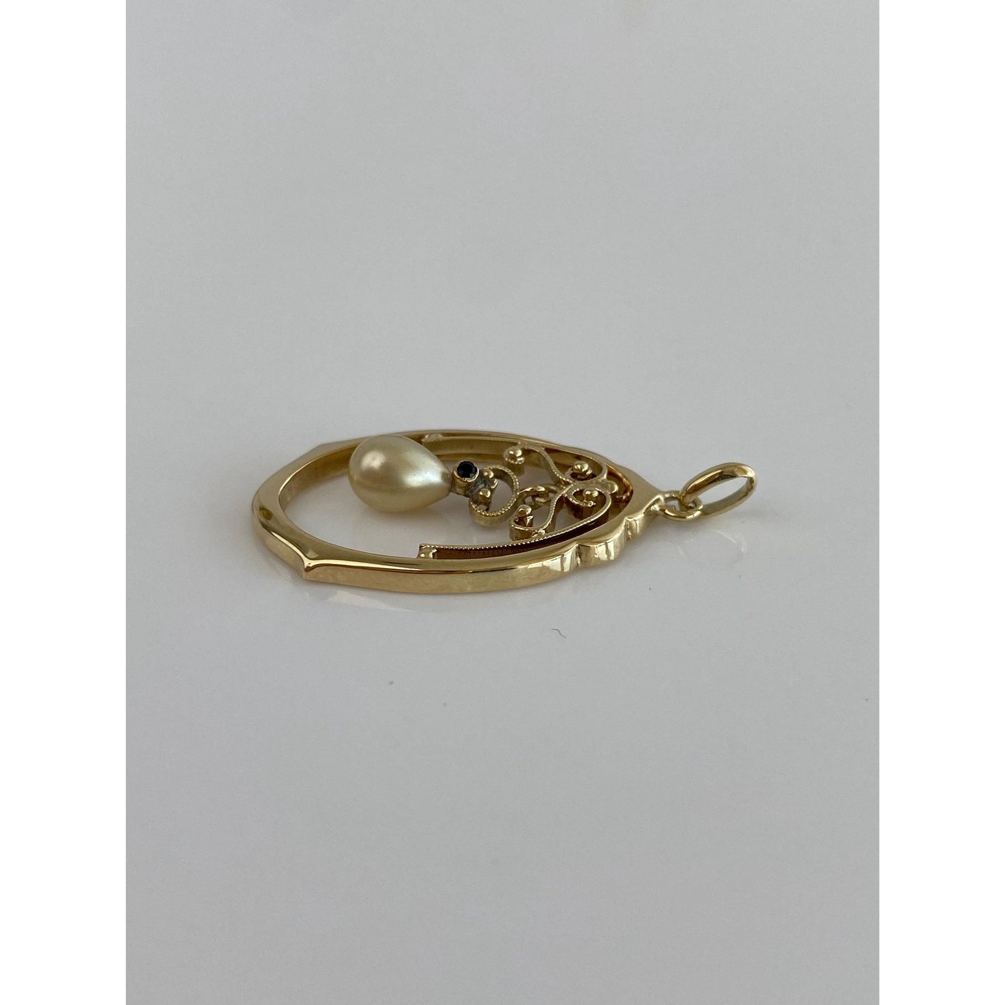 Vintage Solid 14k Yellow Gold Blue Cubic Zirconia Pearl Dangle Charm
