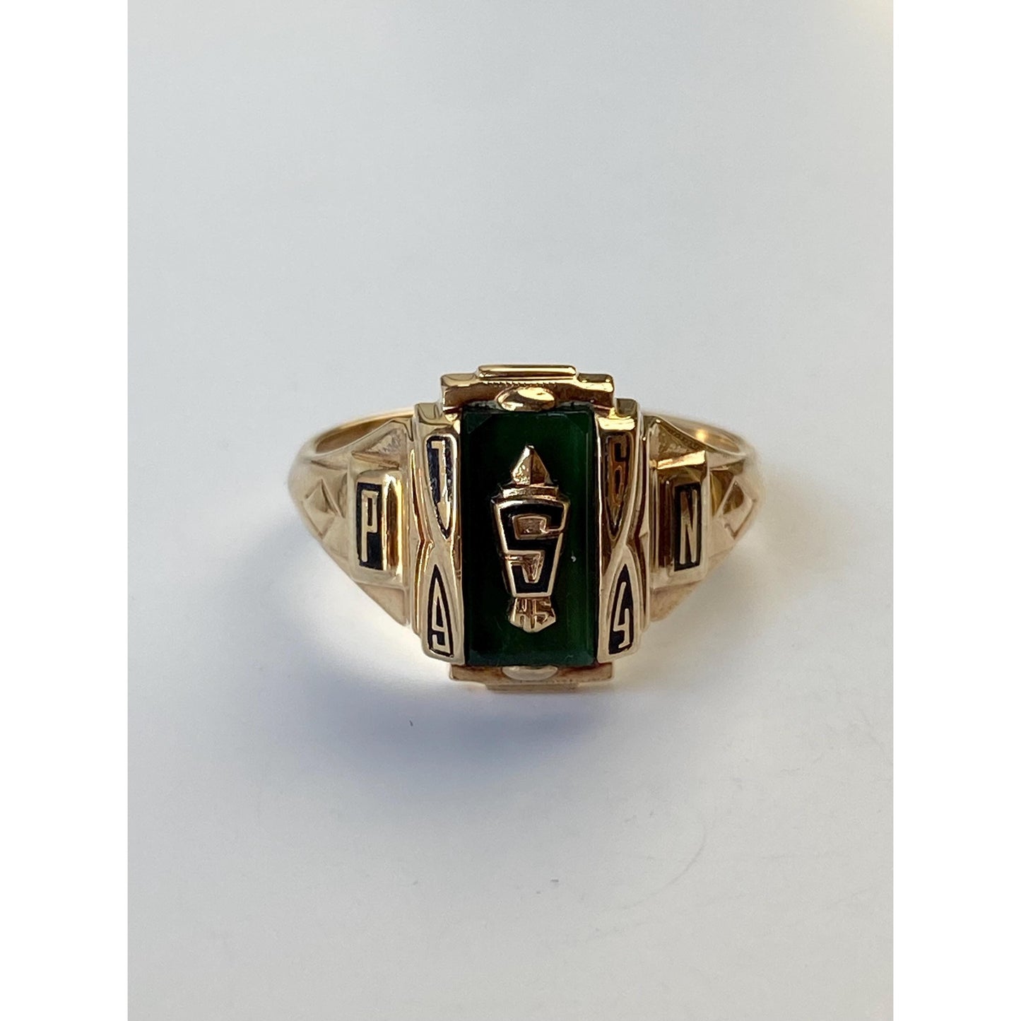 Vintage Solid 10k Yellow Gold Green Spinel 1964 Class Ring - Size 7.5