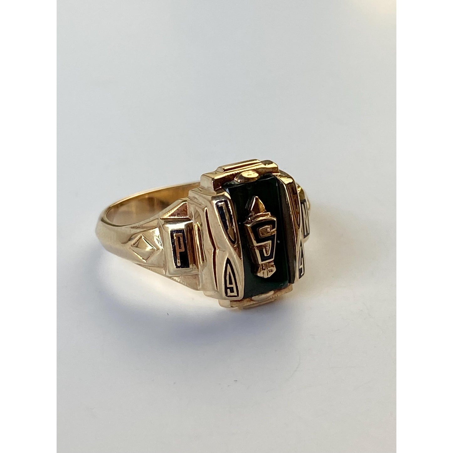 Vintage Solid 10k Yellow Gold Green Spinel 1964 Class Ring - Size 7.5