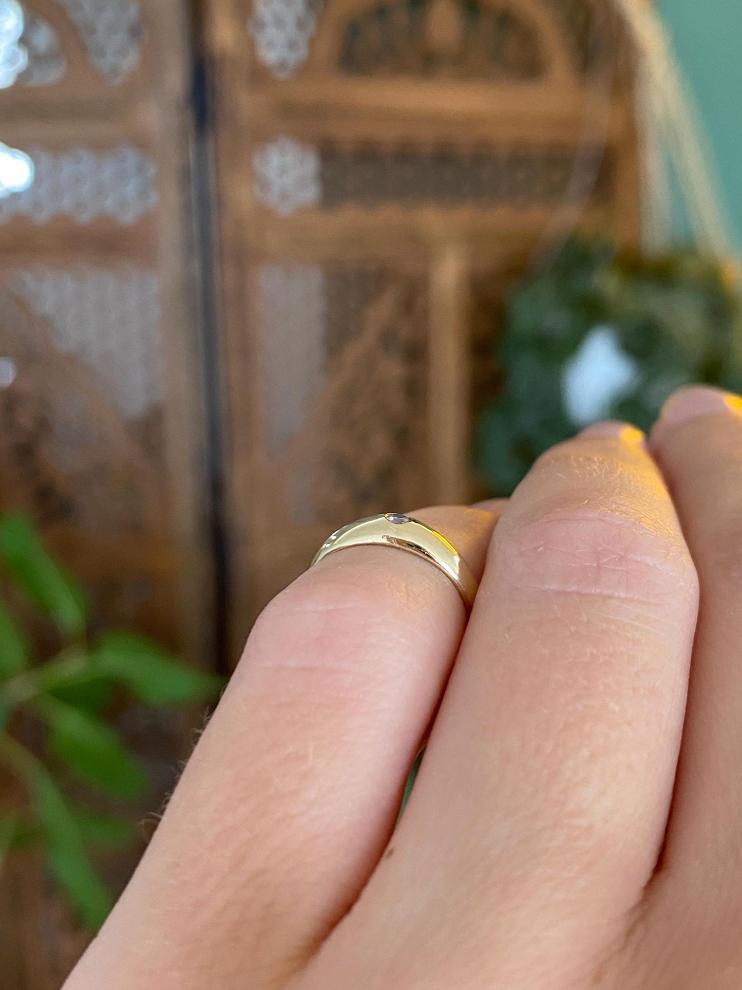 Vintage Solid 14k Yellow Gold Diamond Tapered Baby Ring Band - Size 2