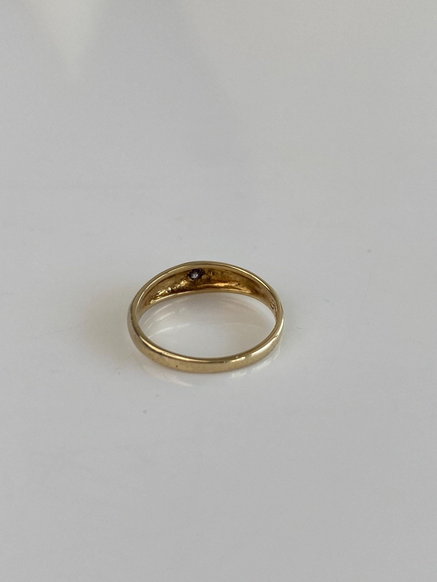 Vintage Solid 14k Yellow Gold Diamond Tapered Baby Ring Band - Size 2