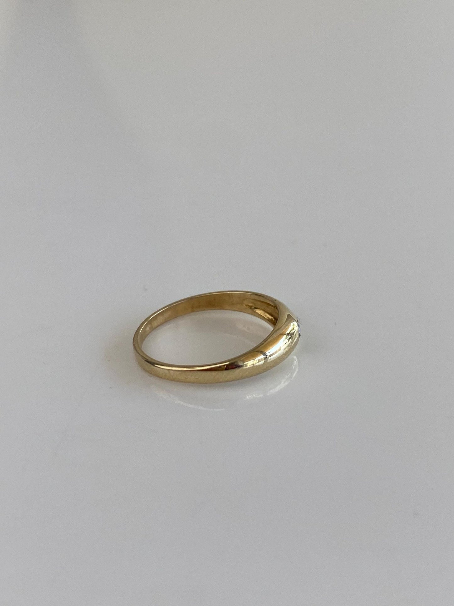 Vintage Solid 14k Yellow Gold Diamond Tapered Baby Ring Band - Size 2