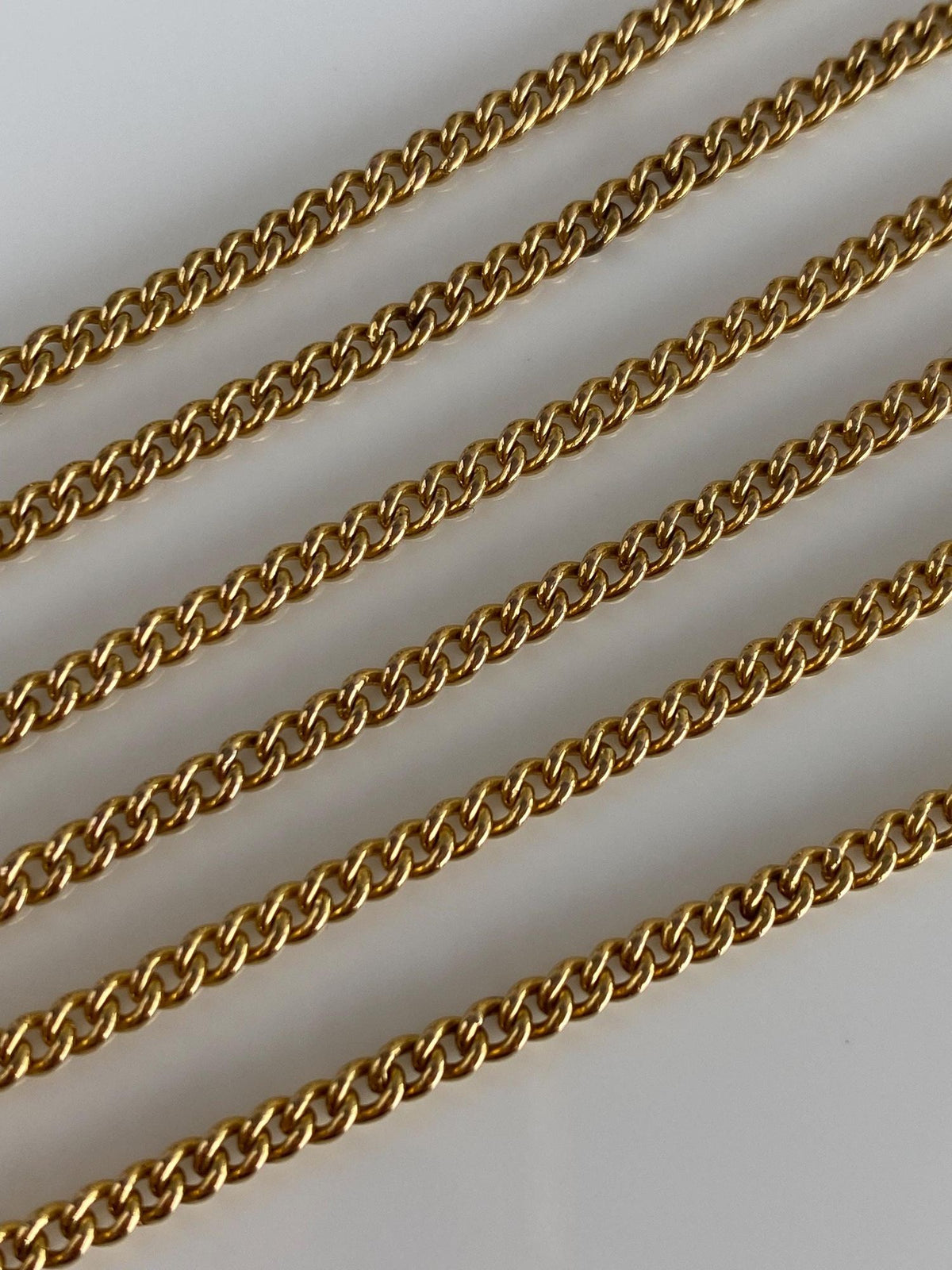 Vintage Solid 18k Yellow Gold Curb Chain Necklace - 20 inches