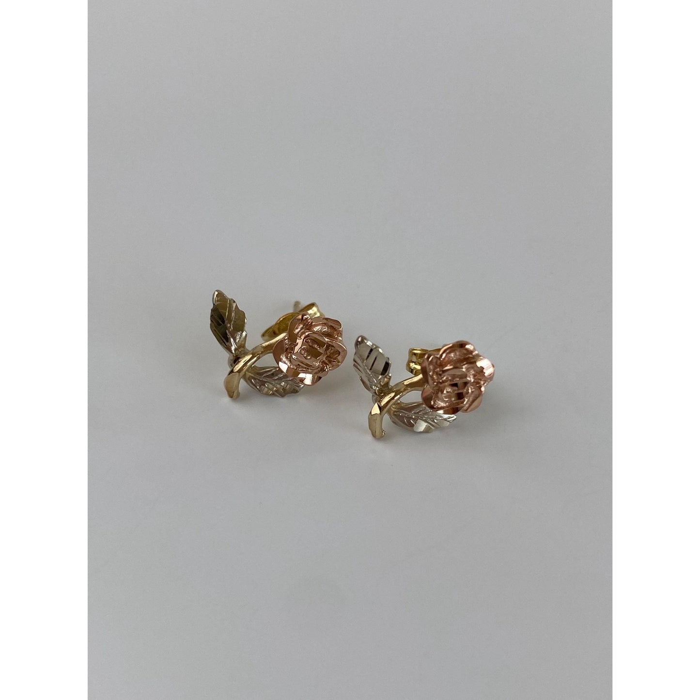 Vintage Solid 14k Tri Tone Gold Diamond Cut Rose Stud Earrings