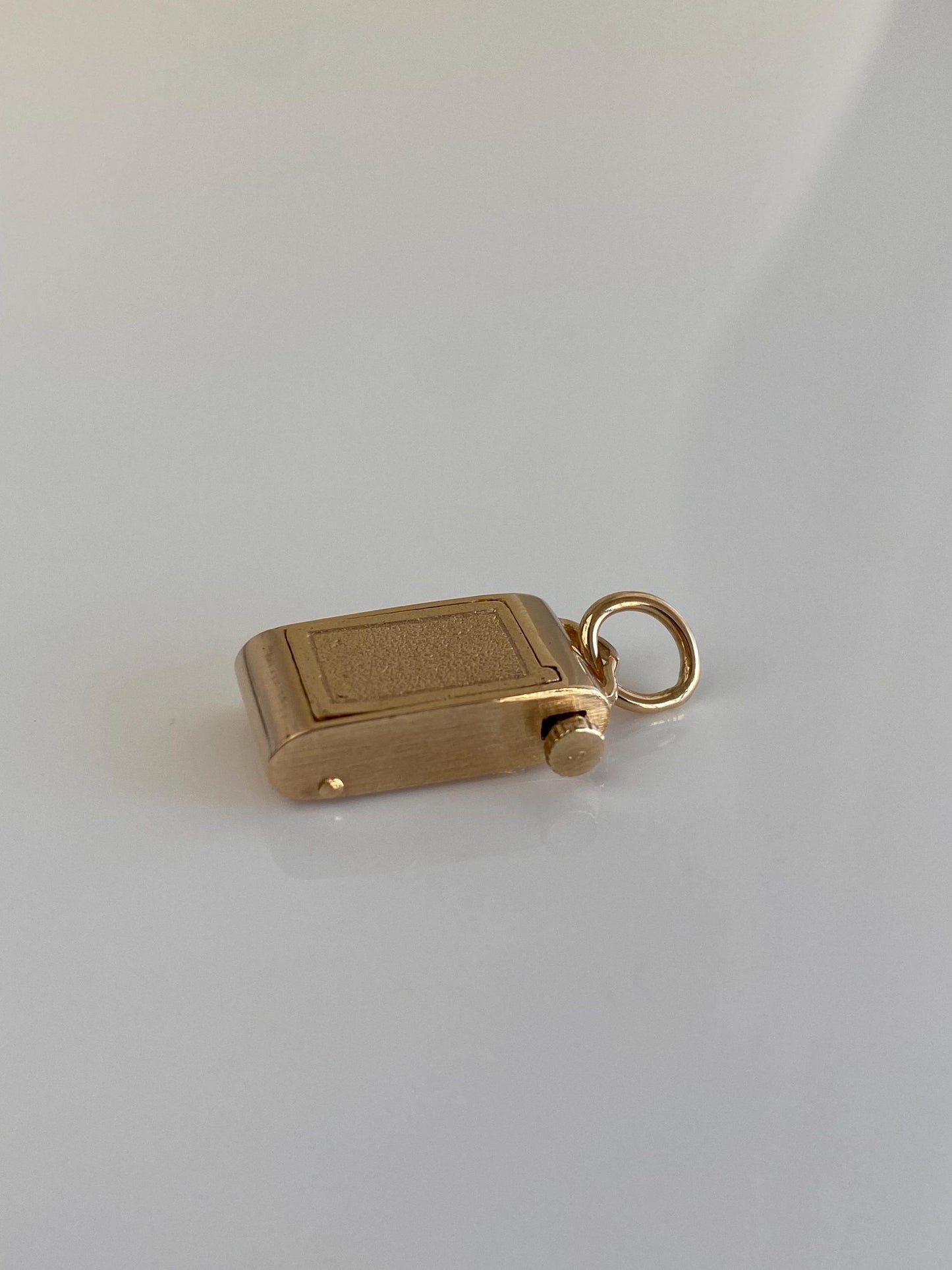 Vintage Solid 14k Yellow Gold Articulated Vintage Camera Charm