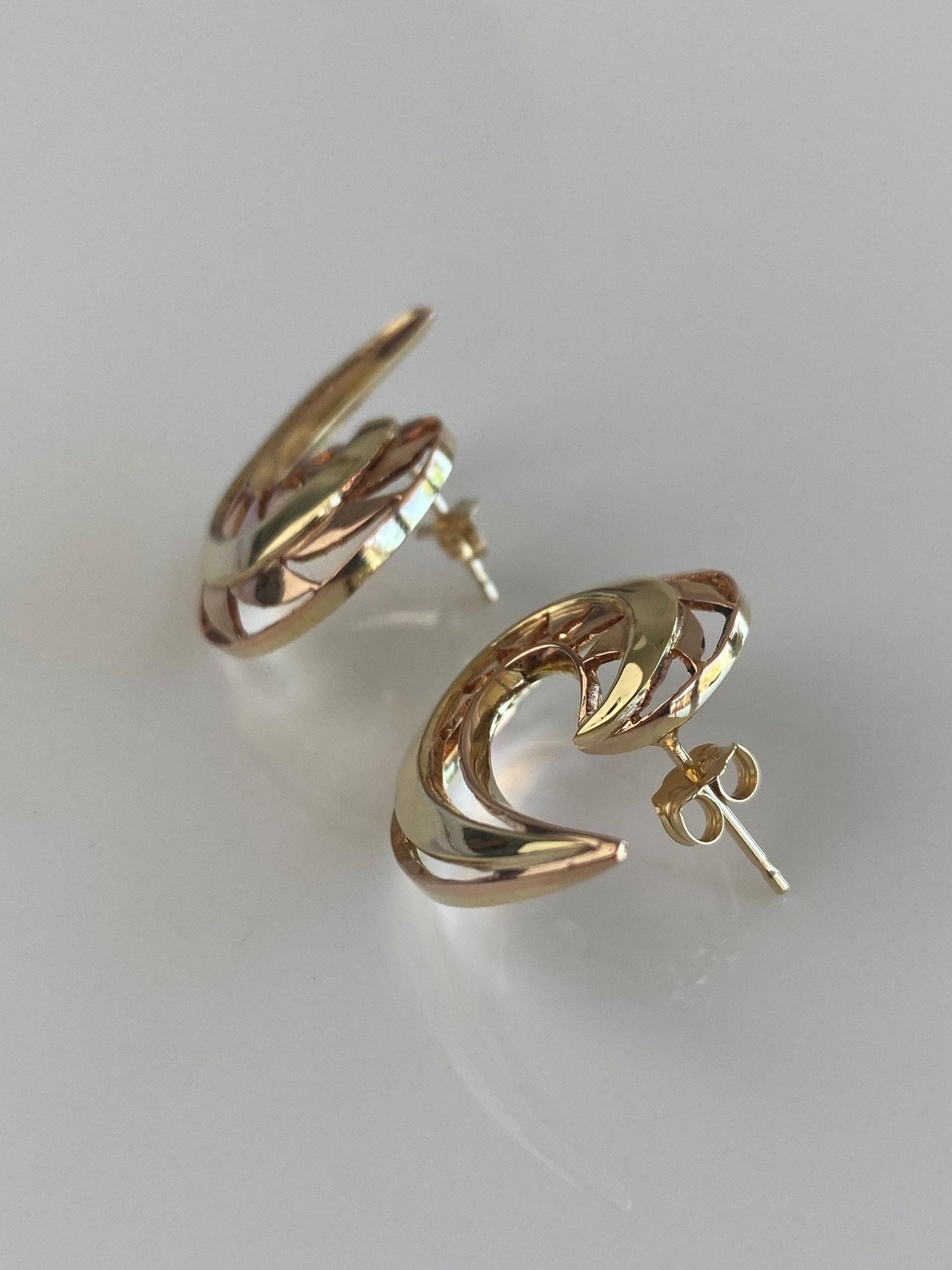 Vintage Solid 18k Rose & Yellow Gold Spiral Drop Earrings