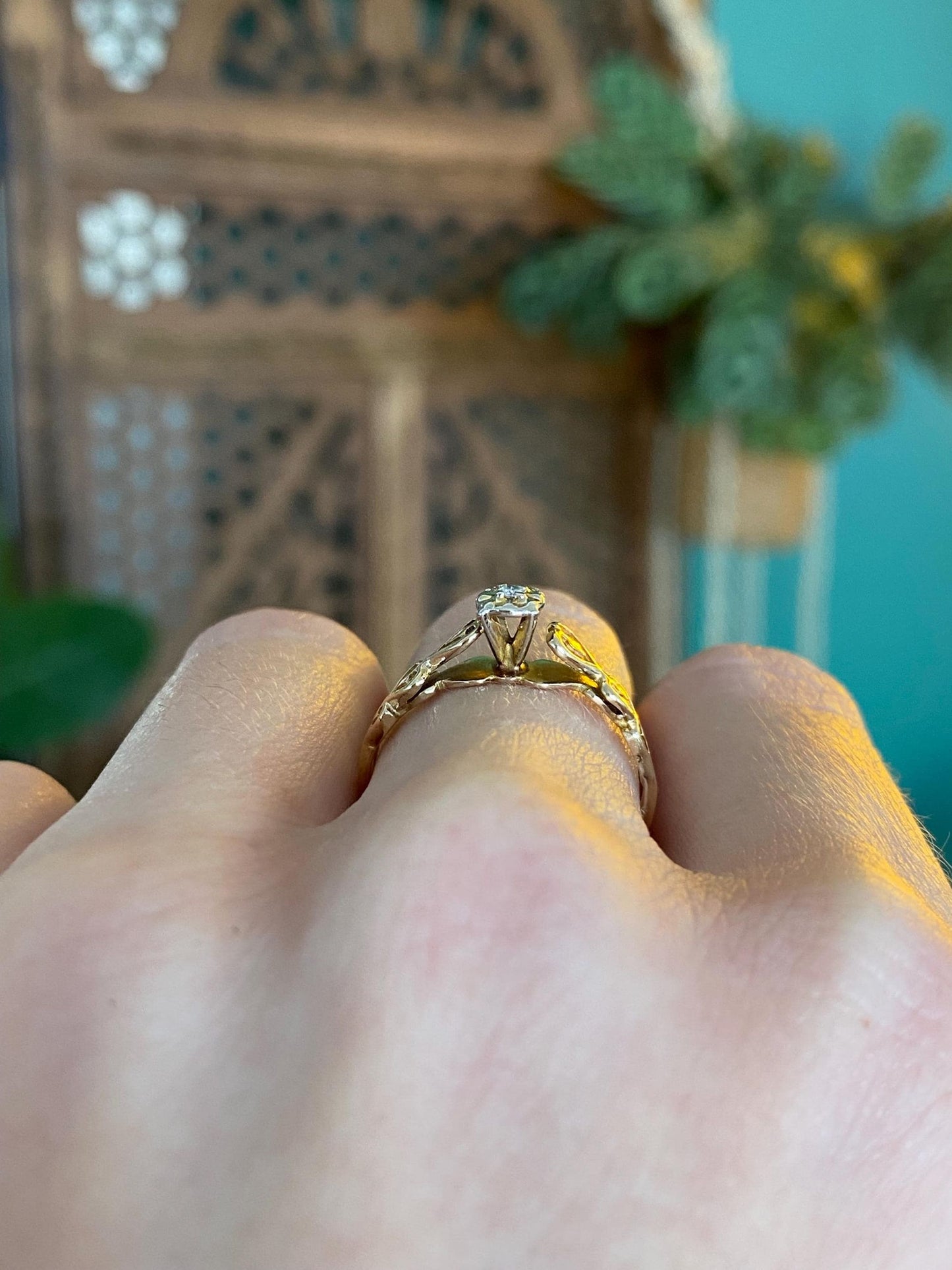 Vintage Solid 10k Yellow Gold Diamond Hearts Ring - Size 5.75