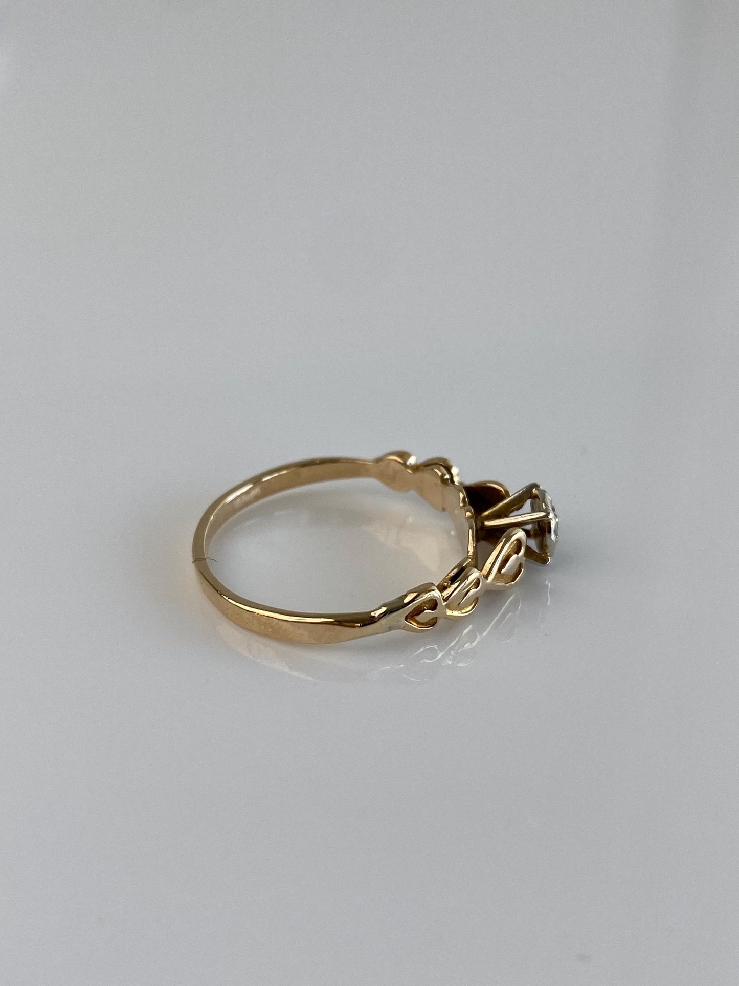Vintage Solid 10k Yellow Gold Diamond Hearts Ring - Size 5.75