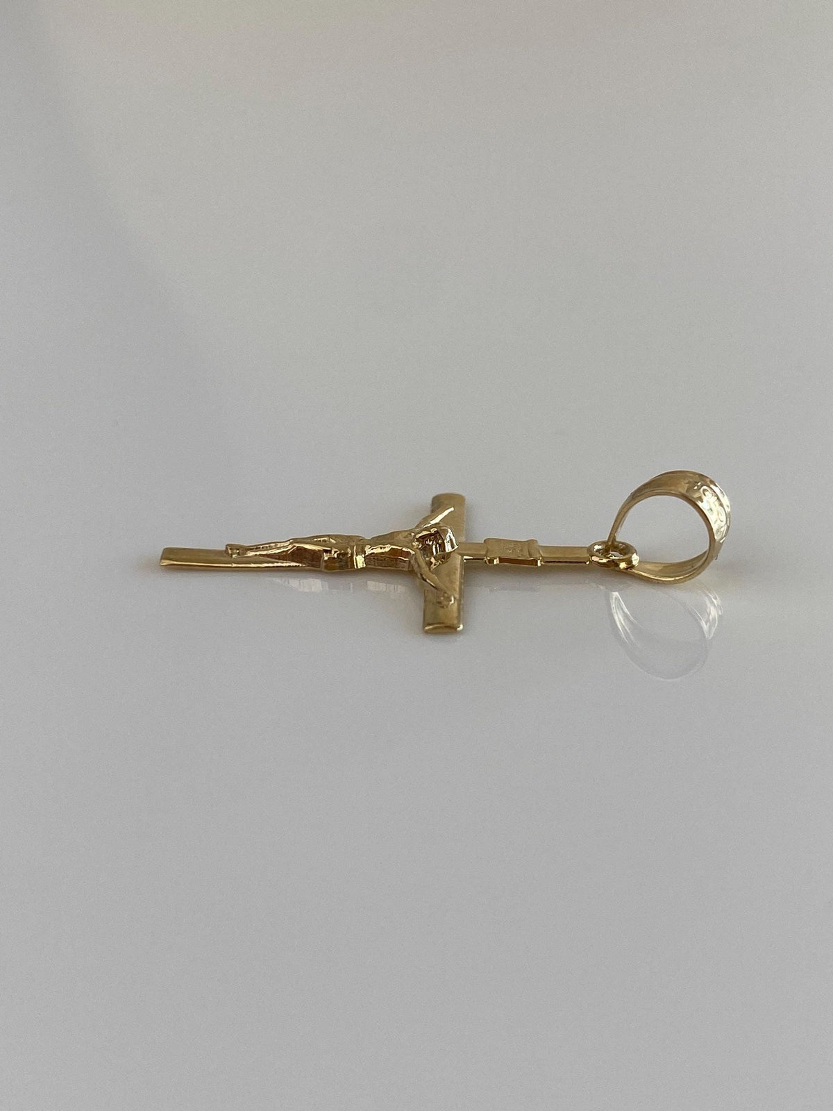 Vintage 10k Yellow Gold Crucifix Cross Charm