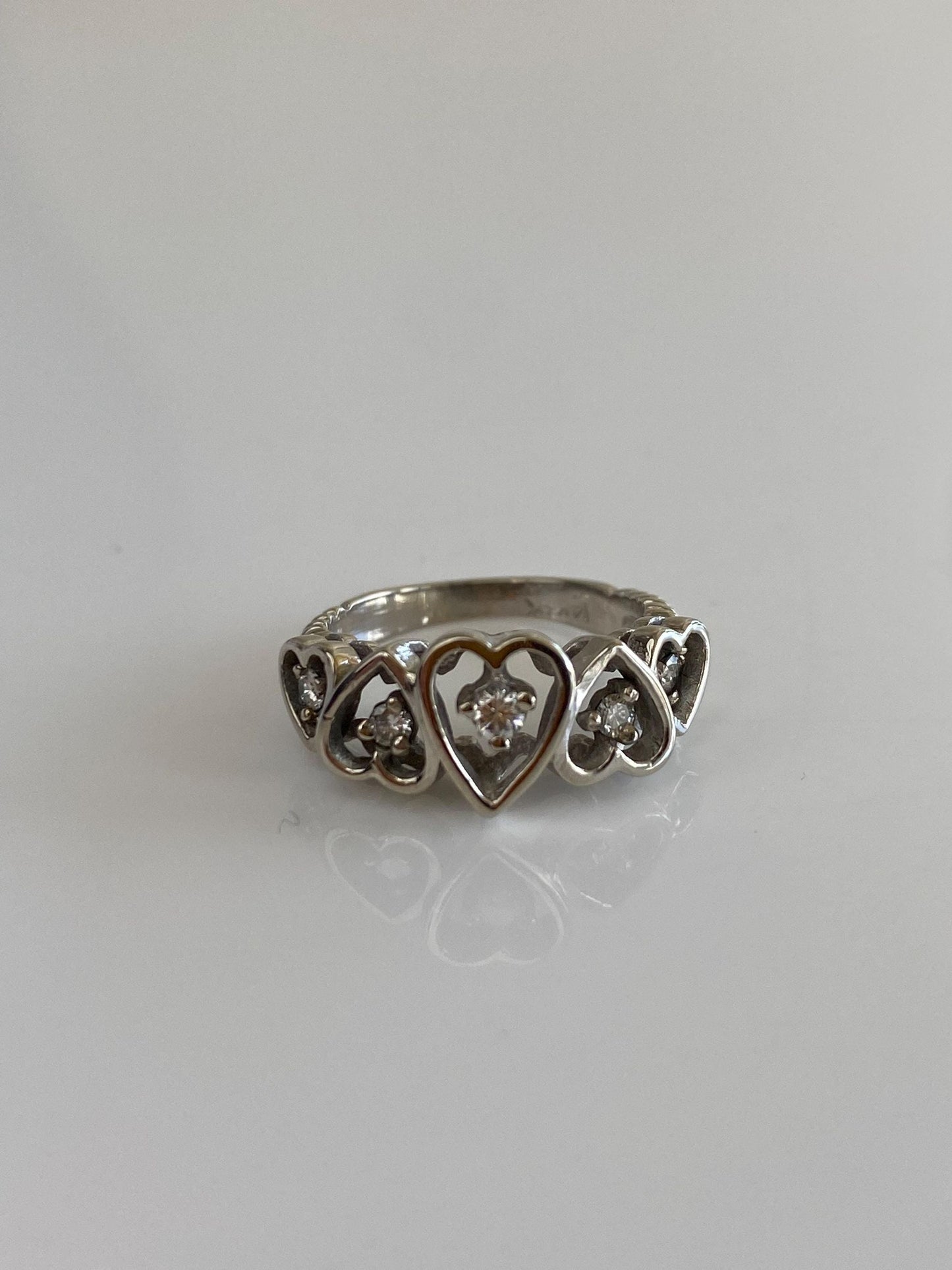 Vintage Solid 14k White Gold Diamond Hearts Ring - Size 3