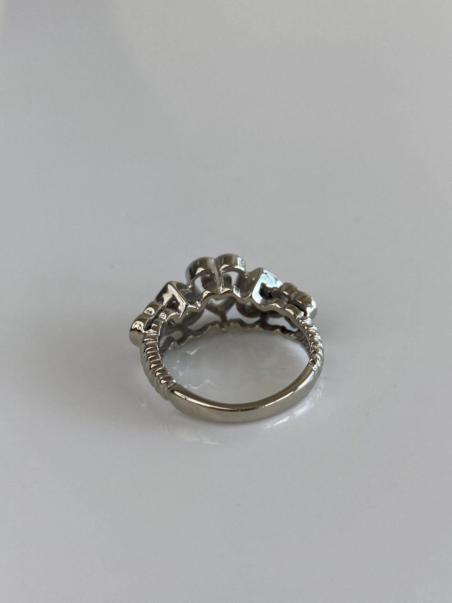 Vintage Solid 14k White Gold Diamond Hearts Ring - Size 3