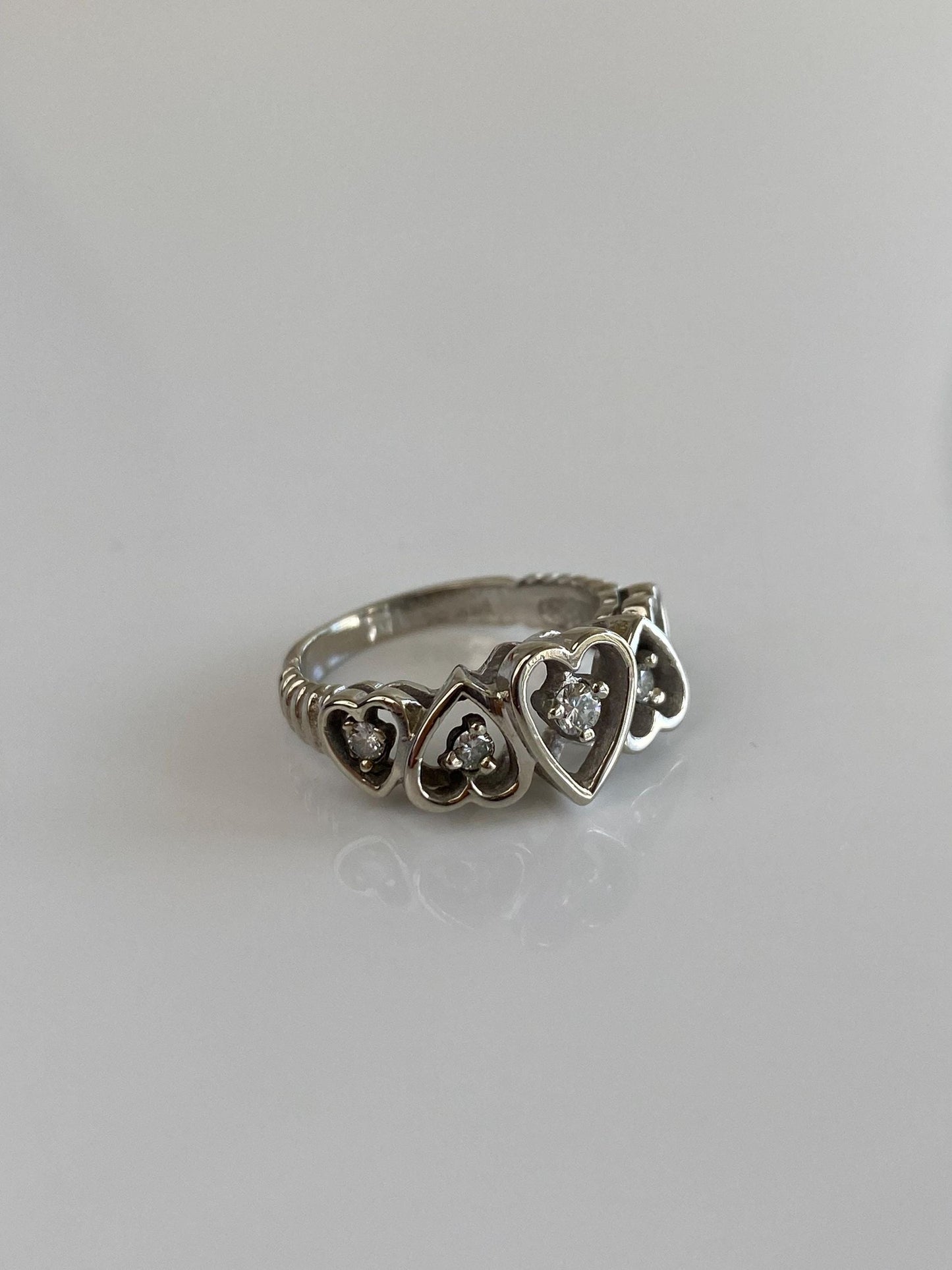 Vintage Solid 14k White Gold Diamond Hearts Ring - Size 3