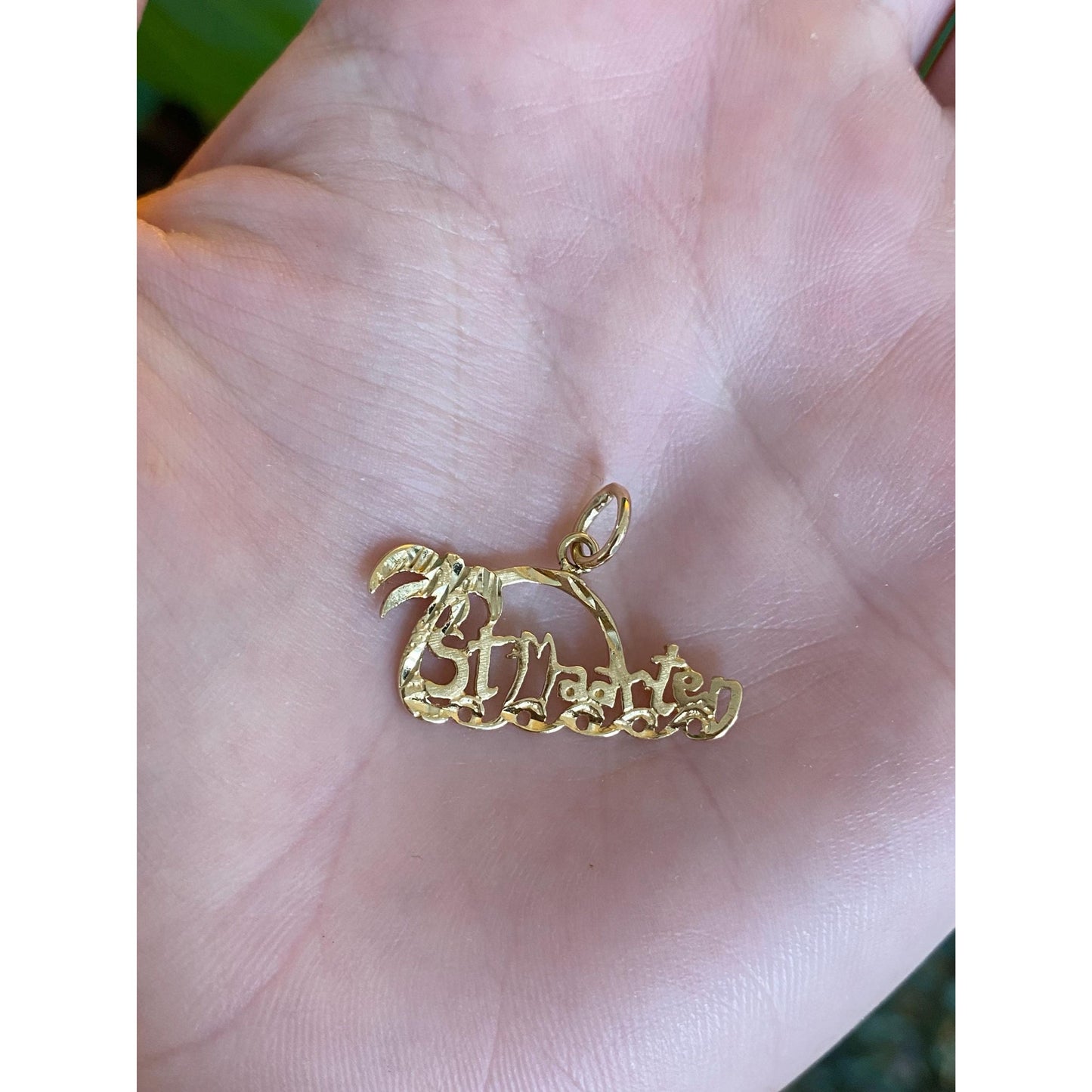 Vintage Solid 14k Yellow Gold St. Maarten Charm