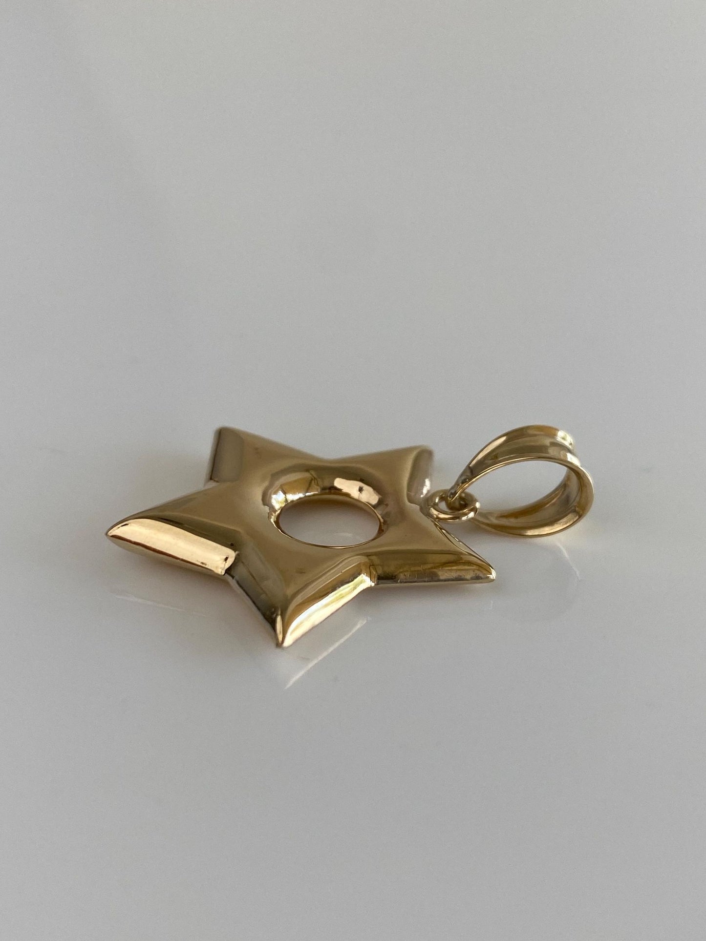 Vintage 14k Yellow Gold Star Charm