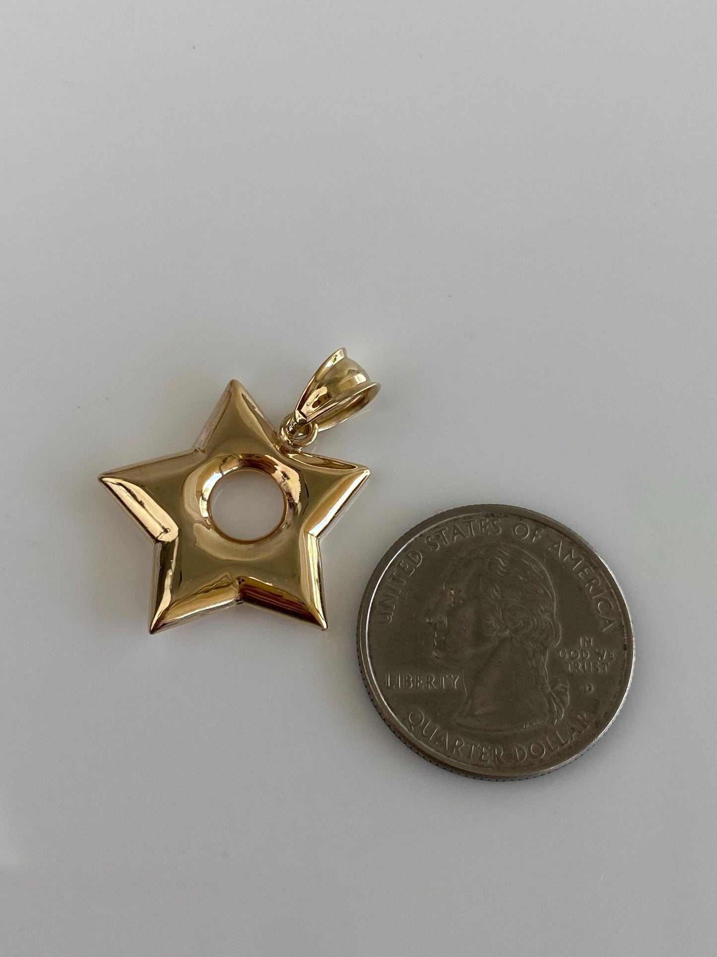 Vintage 14k Yellow Gold Star Charm