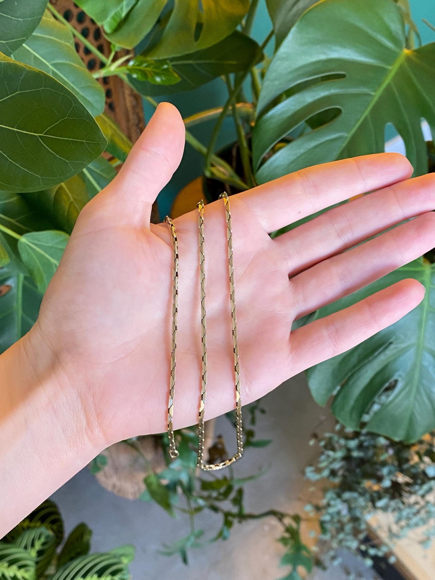 Vintage Solid 14k Yellow Gold Chunky Triangle Link Chain Necklace - 21.25 inches