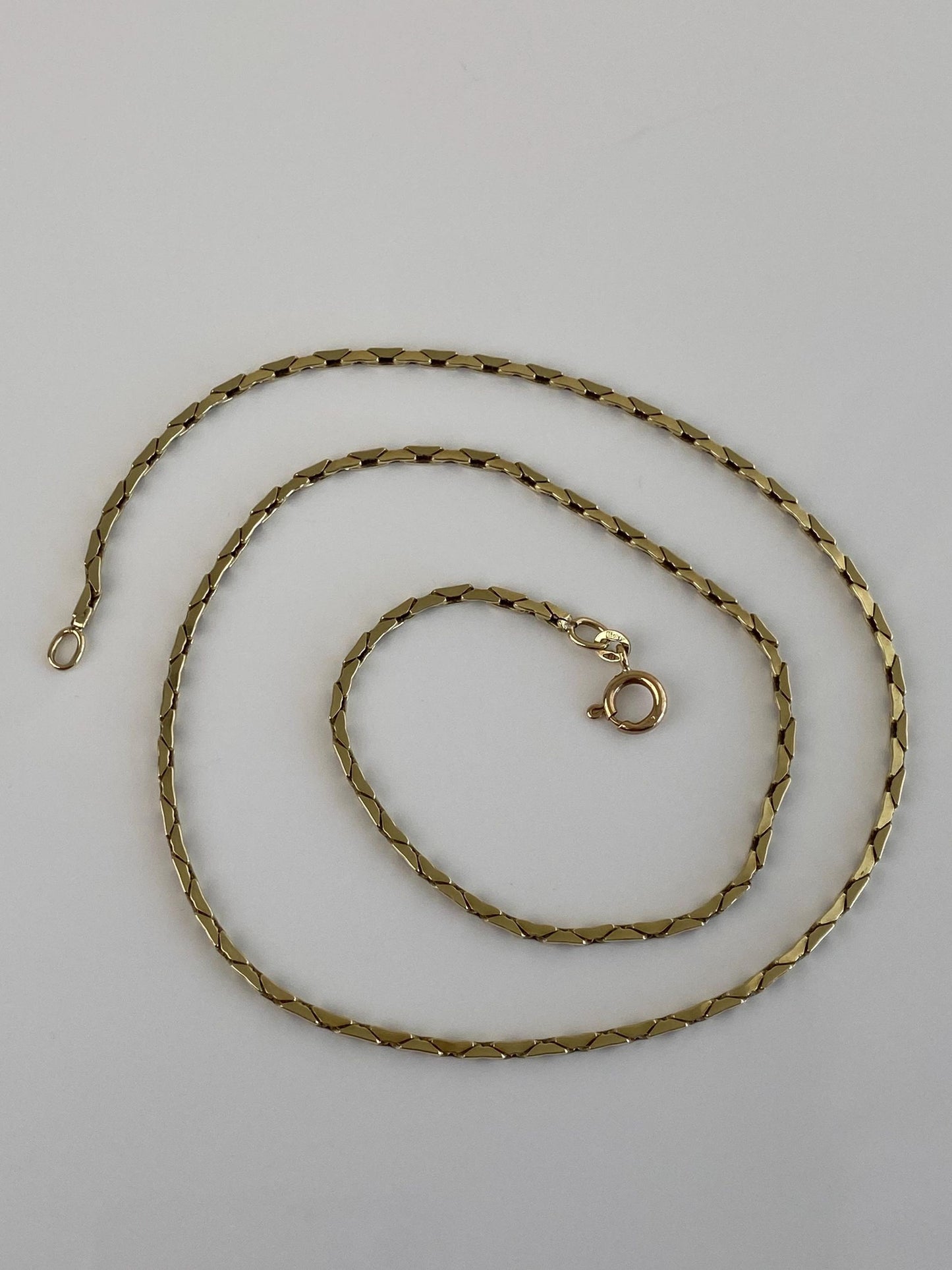 Vintage Solid 14k Yellow Gold Chunky Triangle Link Chain Necklace - 21.25 inches