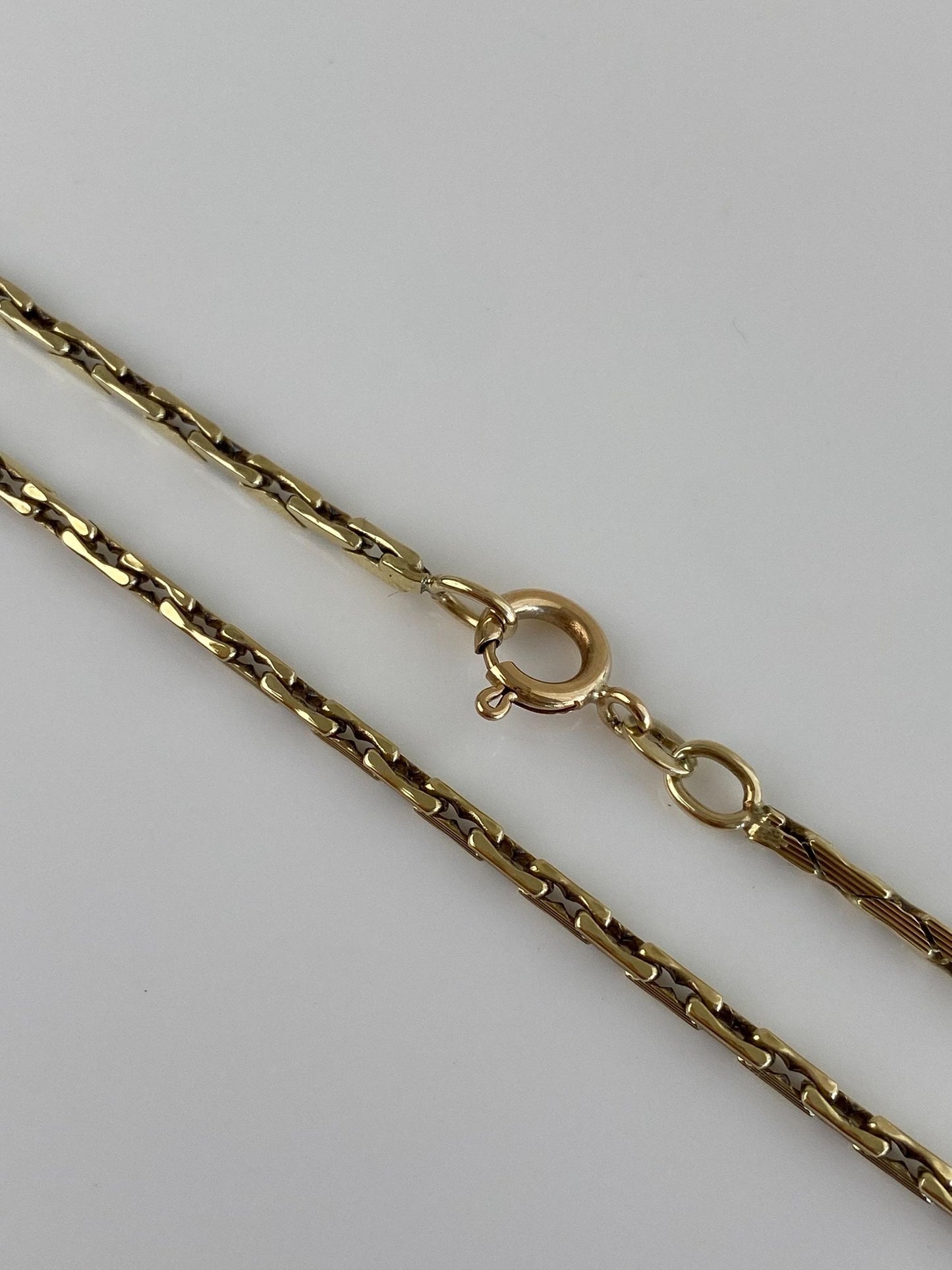 Vintage Solid 14k Yellow Gold Chunky Triangle Link Chain Necklace - 21.25 inches