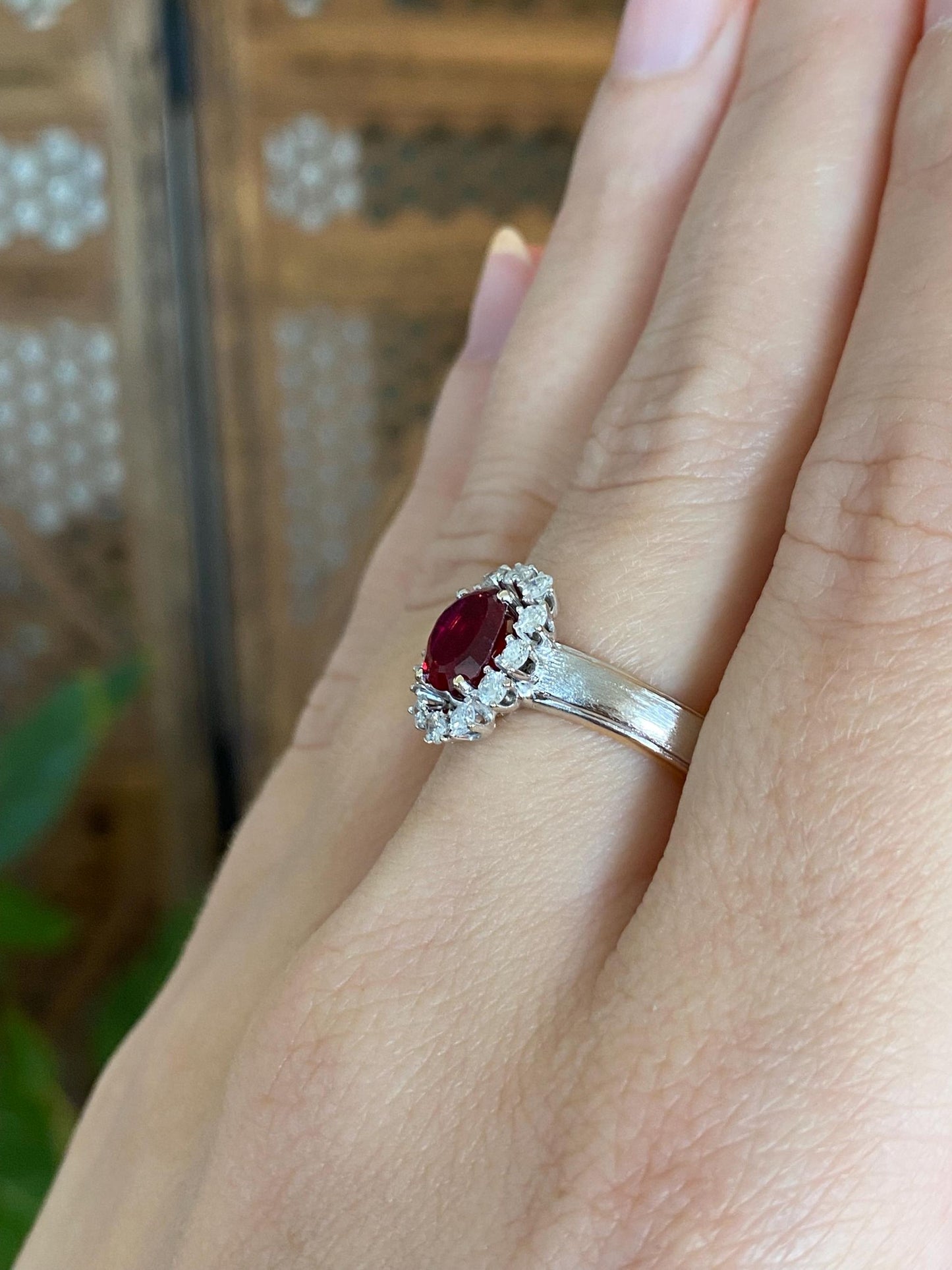 Vintage Solid 14k White Gold Clear Sapphire Halo Ruby Ring - Size 7.25