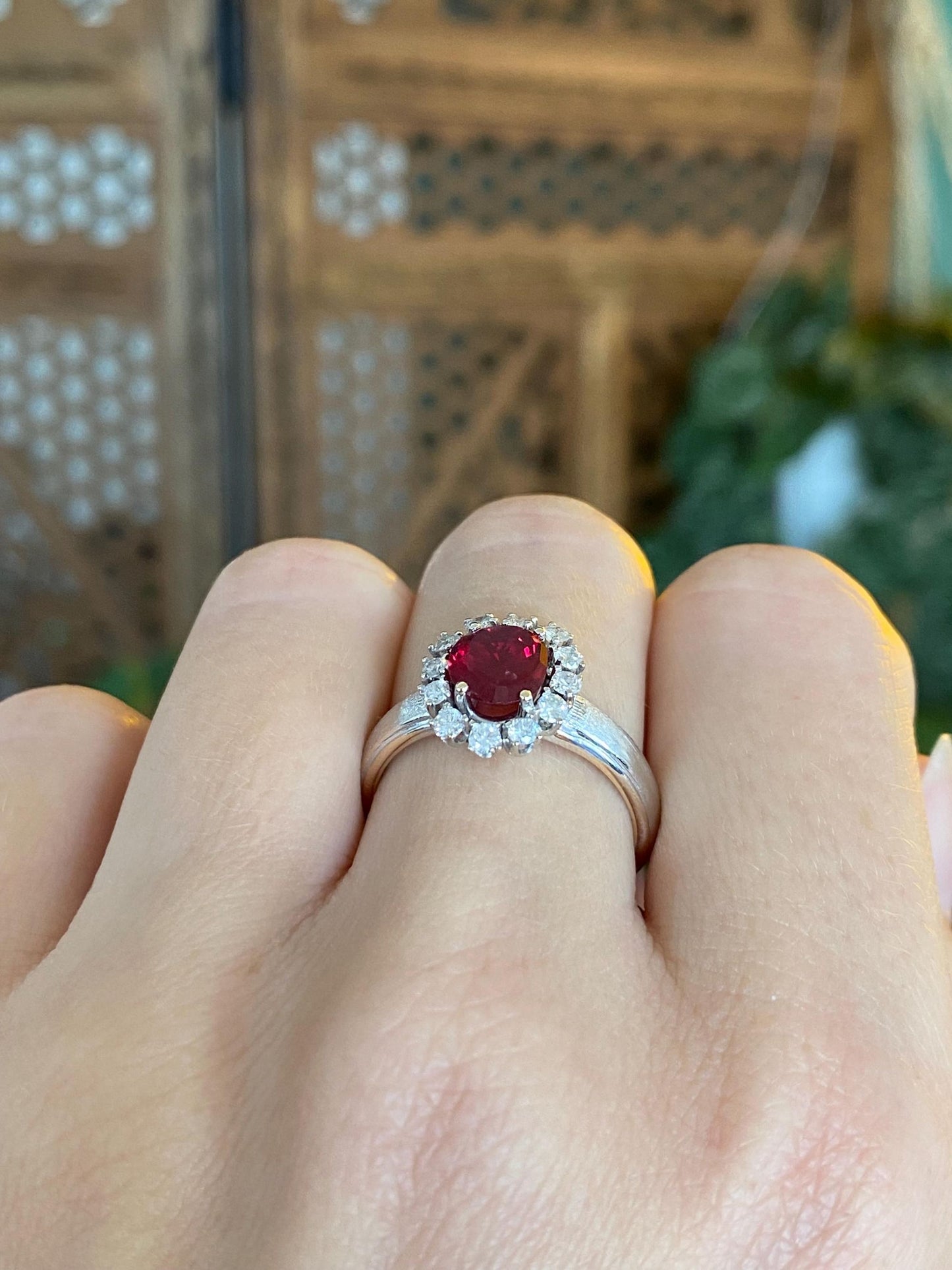Vintage Solid 14k White Gold Clear Sapphire Halo Ruby Ring - Size 7.25