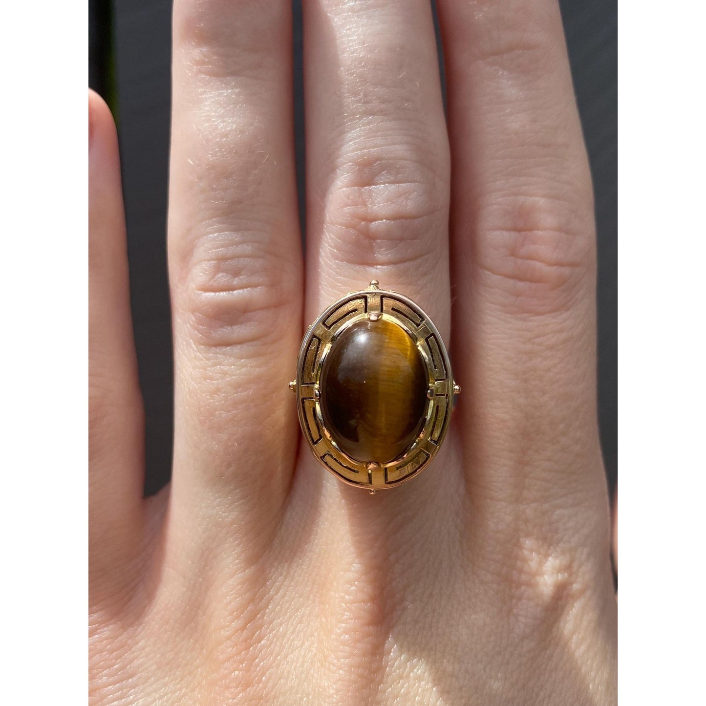 Vintage Solid 14k Yellow Gold Tigers Eye Greek Key Cocktail Ring - Size 5.5