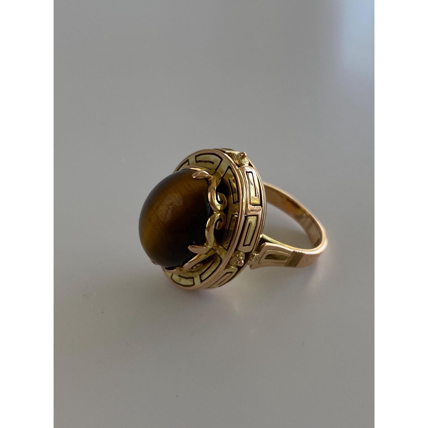 Vintage Solid 14k Yellow Gold Tigers Eye Greek Key Cocktail Ring - Size 5.5