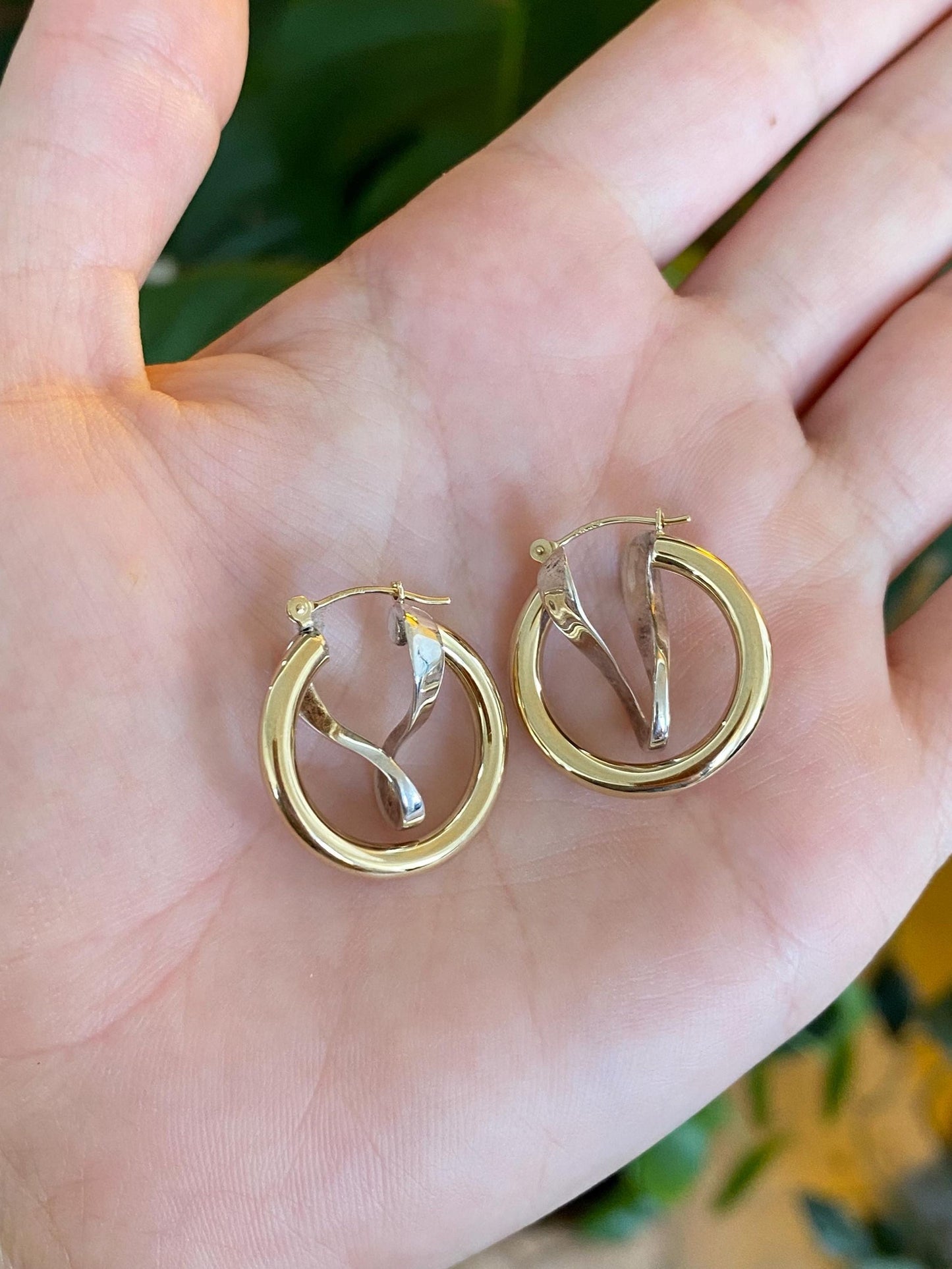 Vintage 11k White & Yellow Gold Loop Hoop Earrings