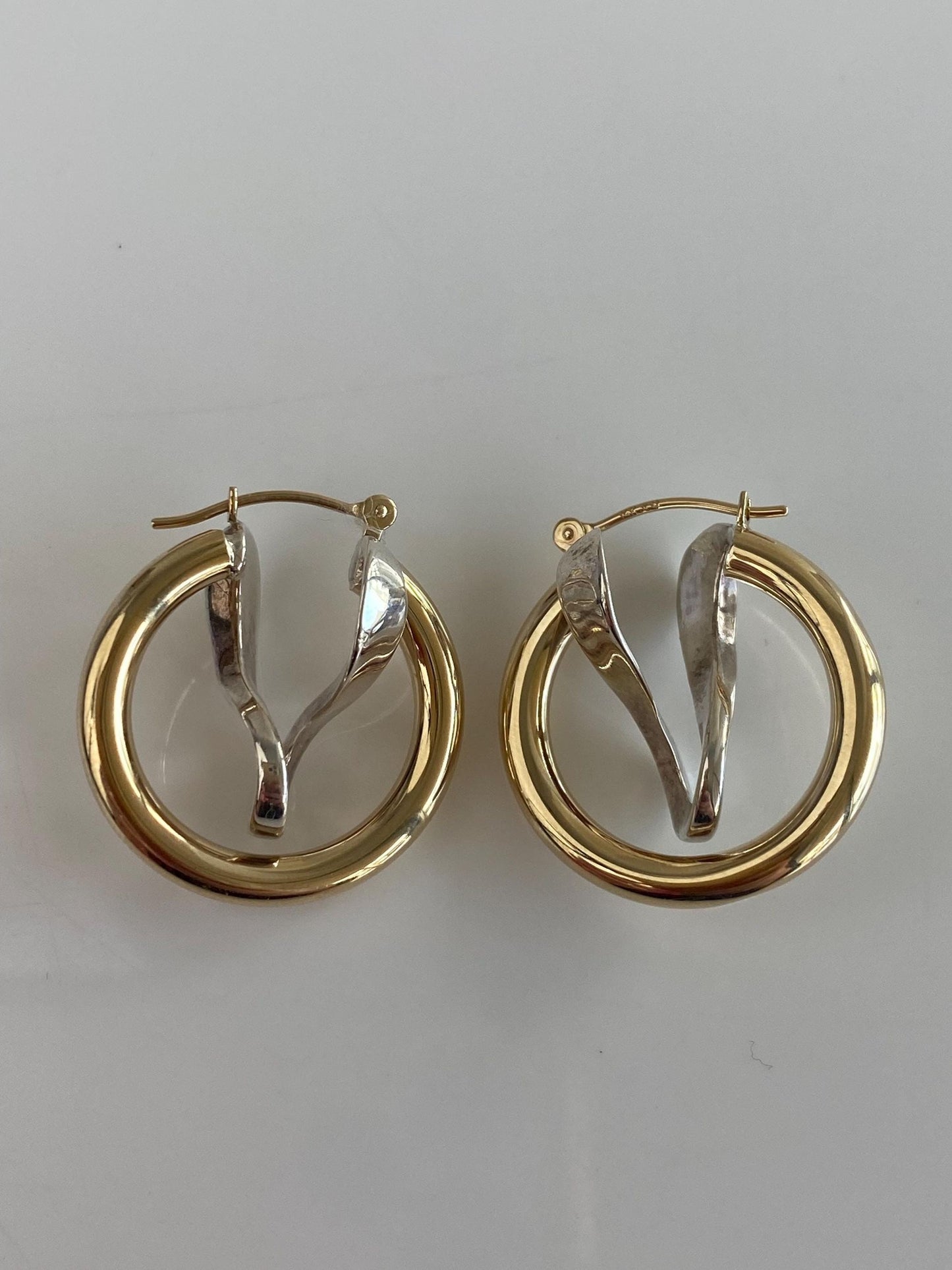 Vintage 11k White & Yellow Gold Loop Hoop Earrings
