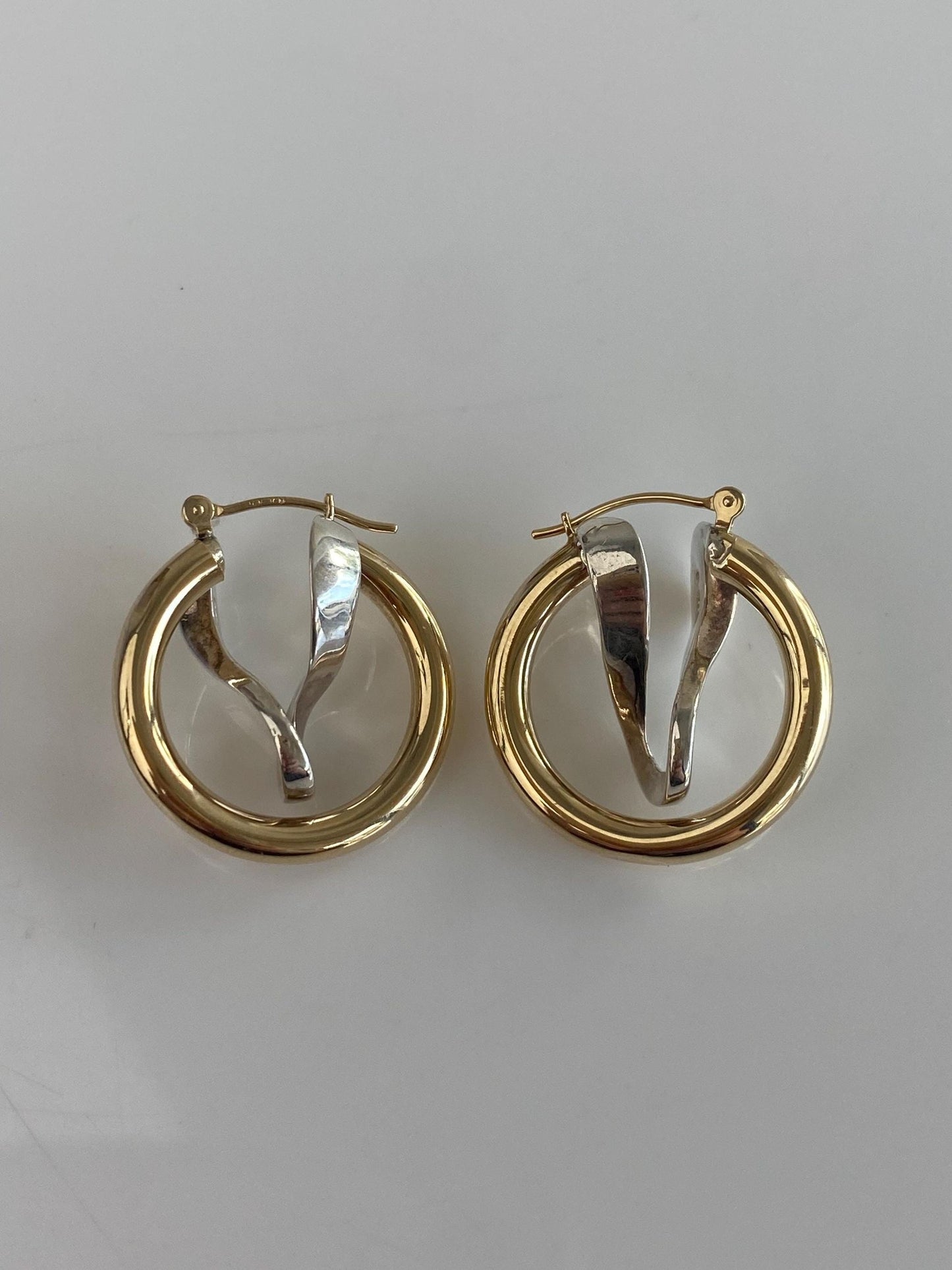Vintage 11k White & Yellow Gold Loop Hoop Earrings