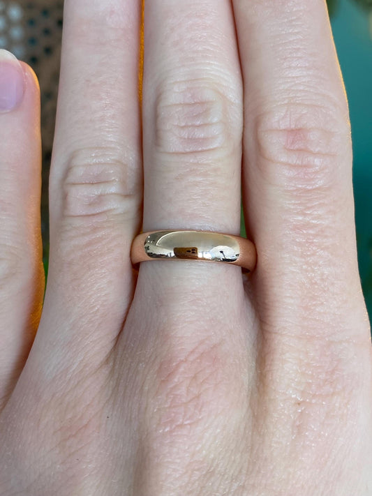 Vintage Solid 14k Rose Gold Ring Band - Size 9