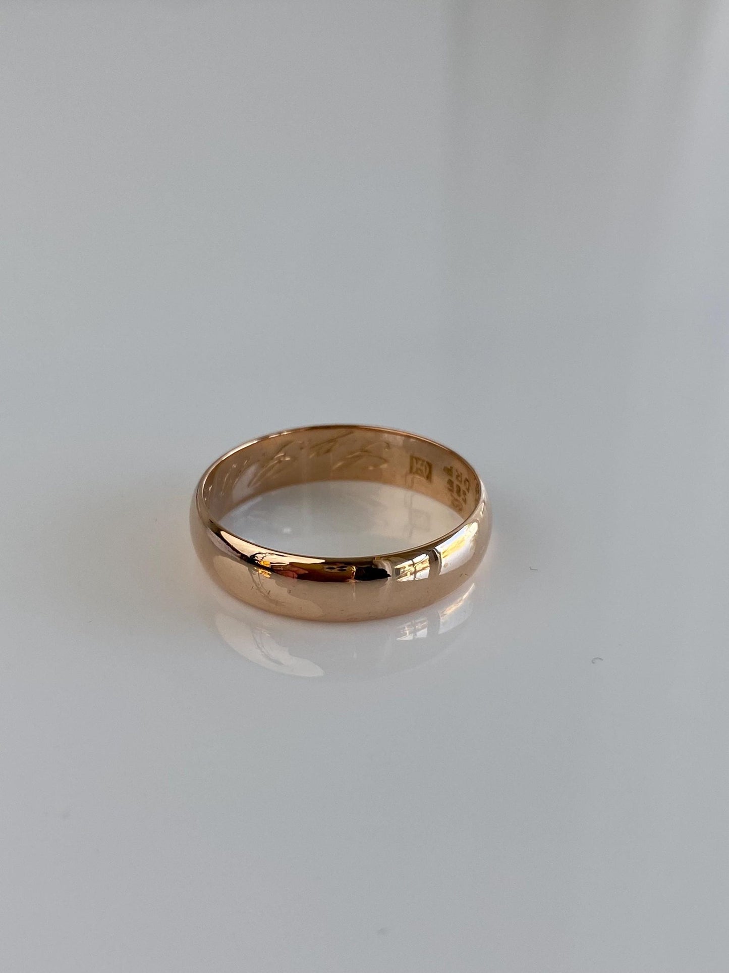 Vintage Solid 14k Rose Gold Ring Band - Size 9