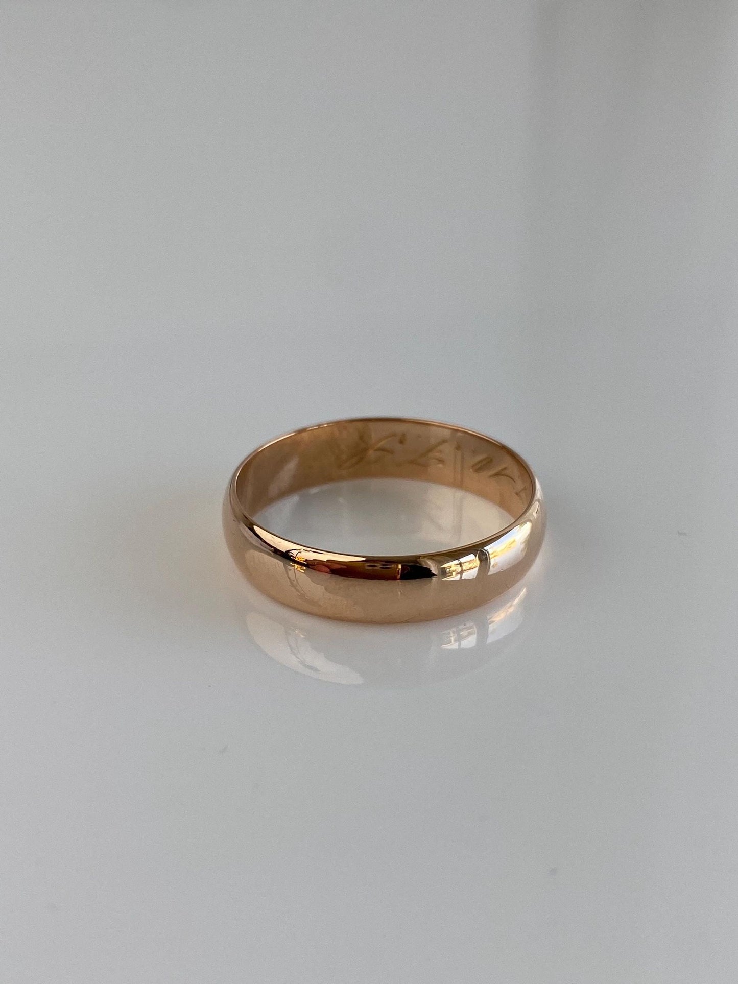 Vintage Solid 14k Rose Gold Ring Band - Size 9