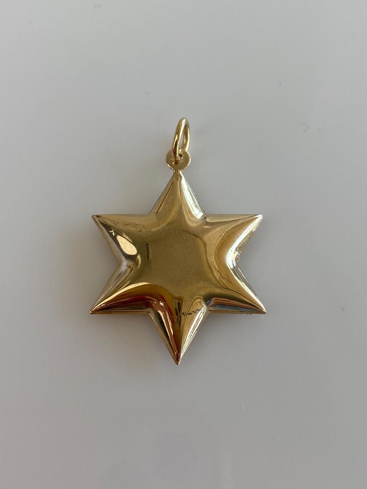 Vintage Solid 14k Yellow Gold Blue Red Baby Shoes Star Charm