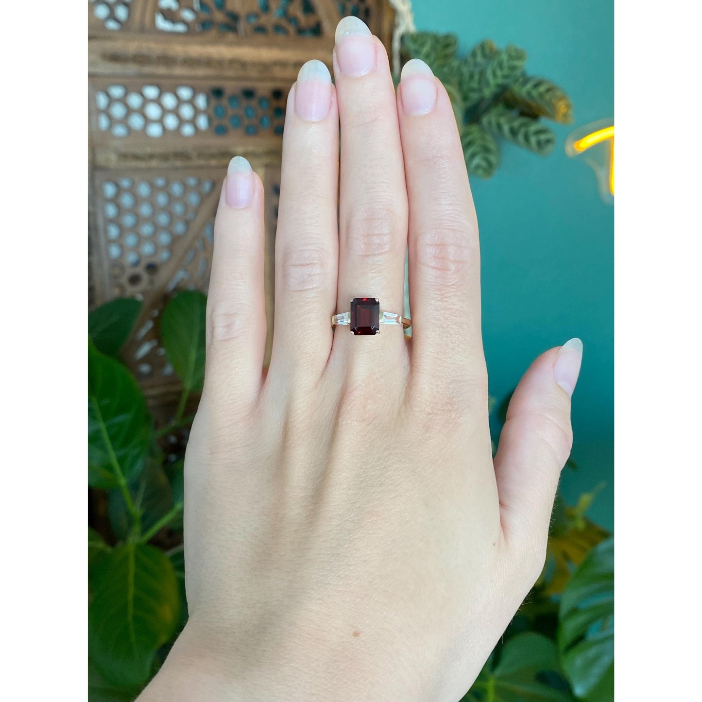 Vintage Solid 14k Yellow Gold Garnet Clear Topaz Ring - Size 8