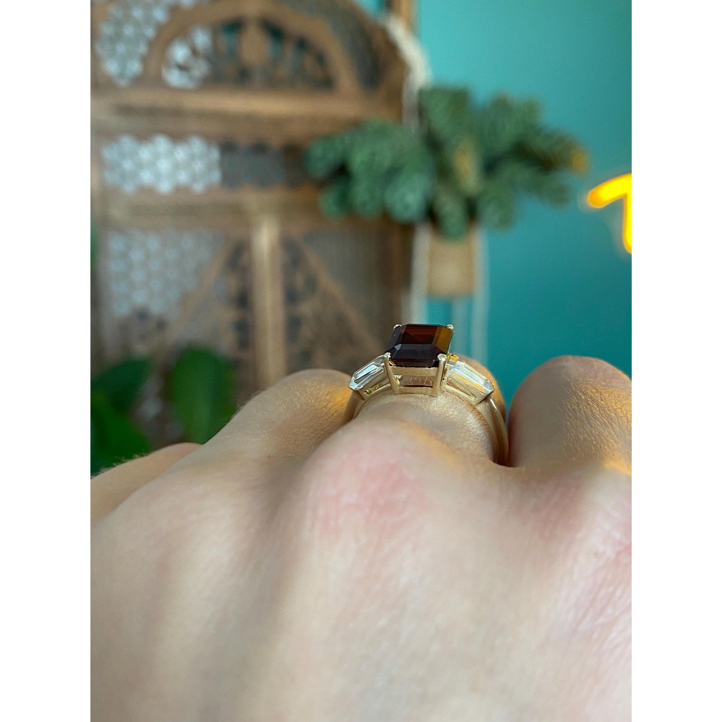 Vintage Solid 14k Yellow Gold Garnet Clear Topaz Ring - Size 8