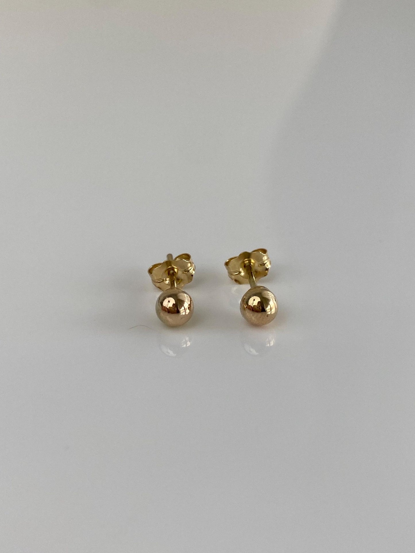 Vintage 10k Yellow Gold Ball Stud Earrings