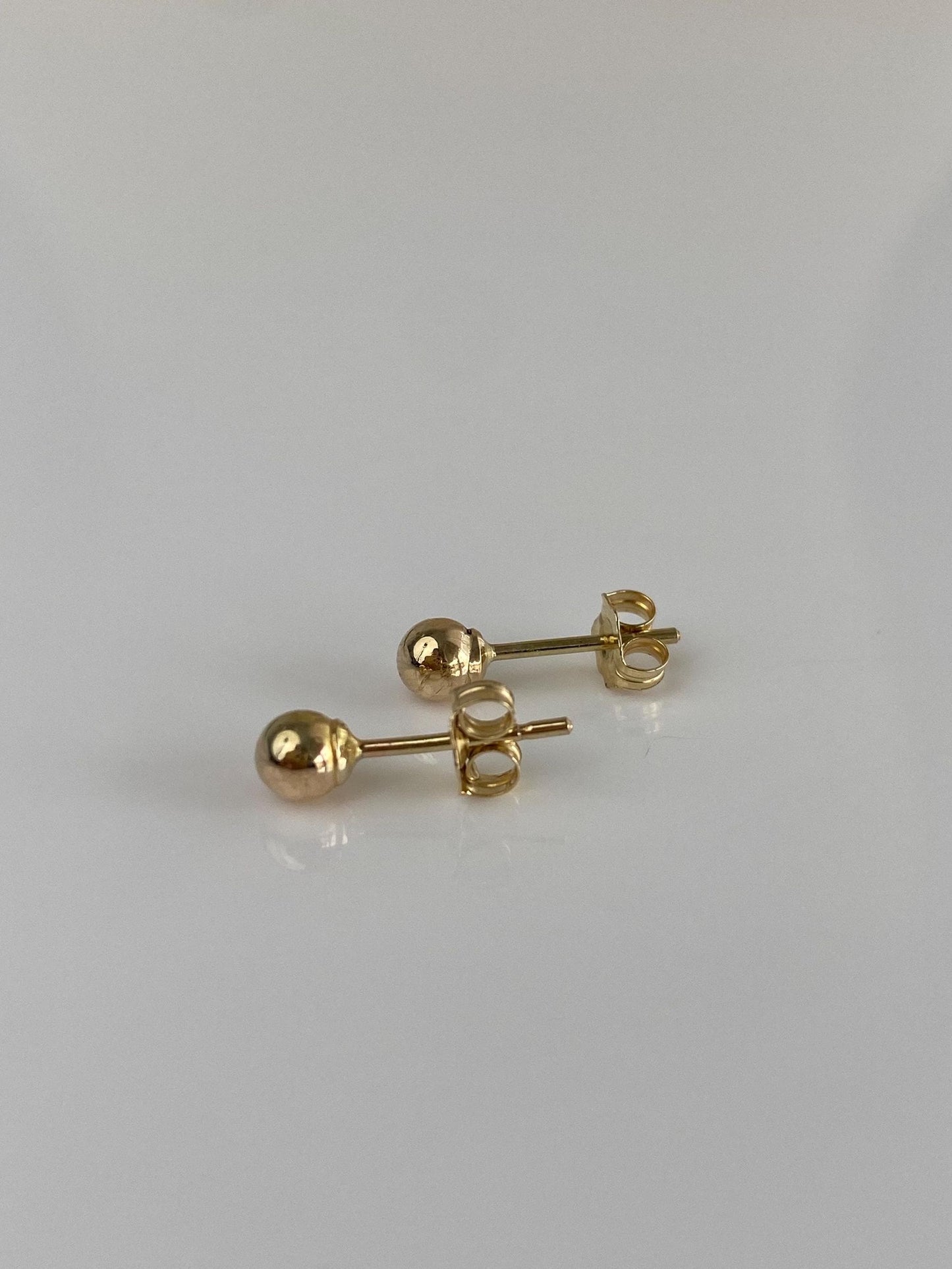 Vintage 10k Yellow Gold Ball Stud Earrings