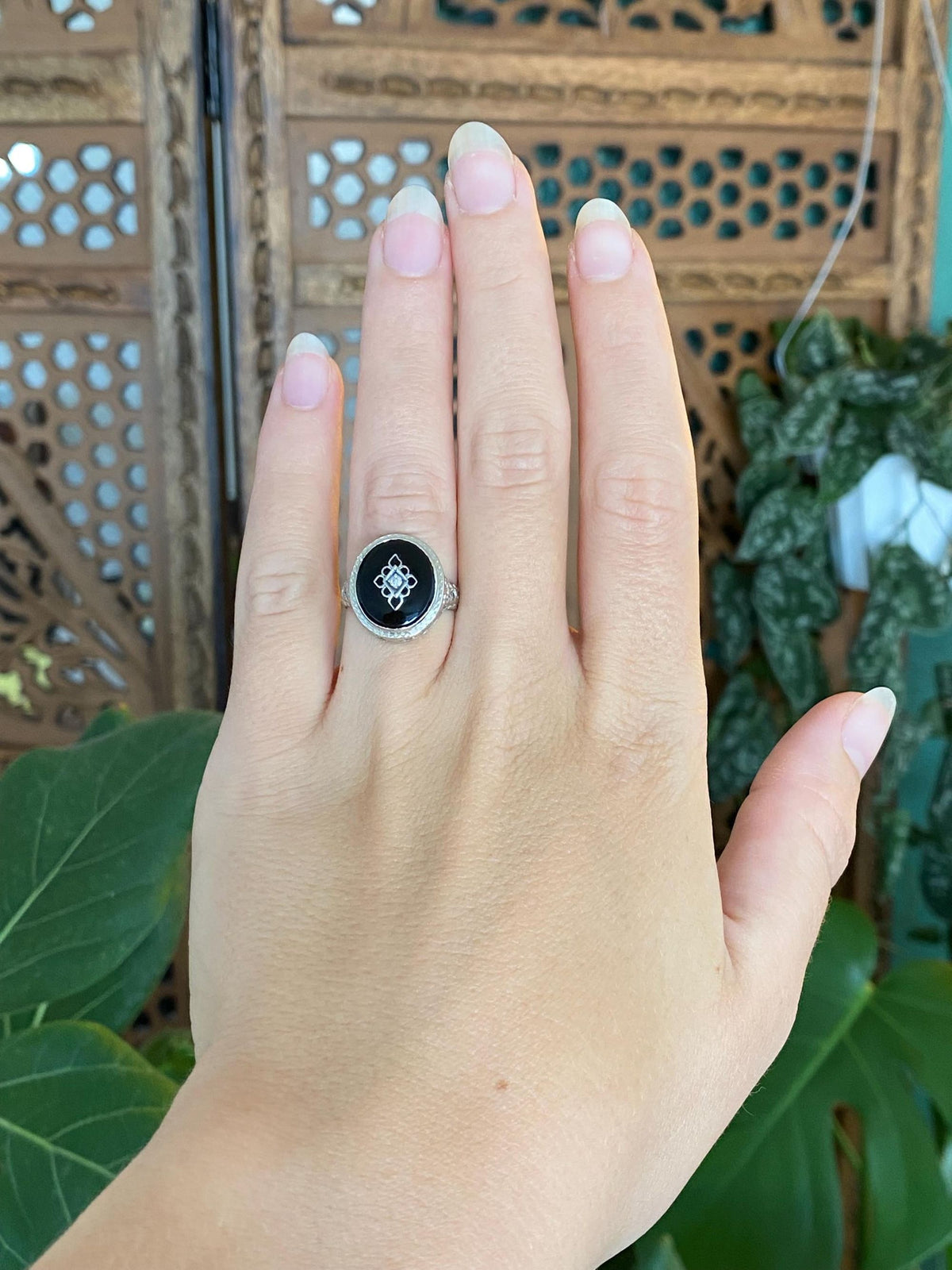 Vintage Solid 14k White Gold Diamond Onyx Art Deco Ring - Size 5.5