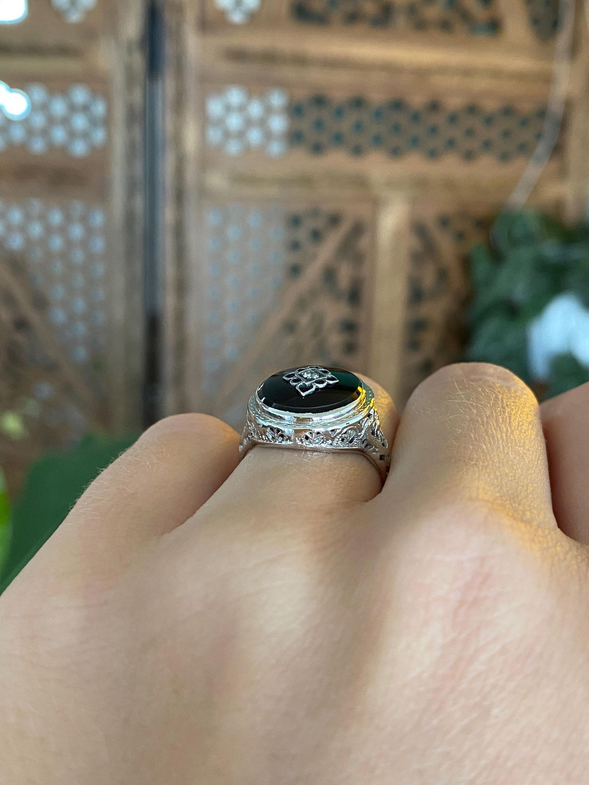 Vintage Solid 14k White Gold Diamond Onyx Art Deco Ring - Size 5.5