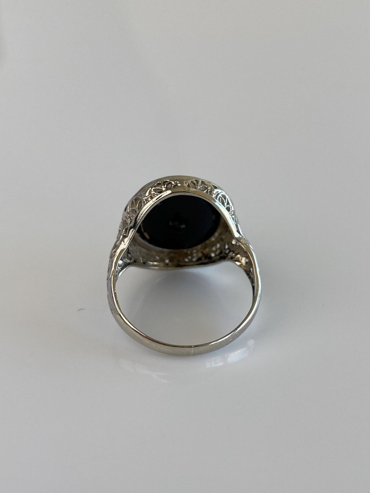Vintage Solid 14k White Gold Diamond Onyx Art Deco Ring - Size 5.5