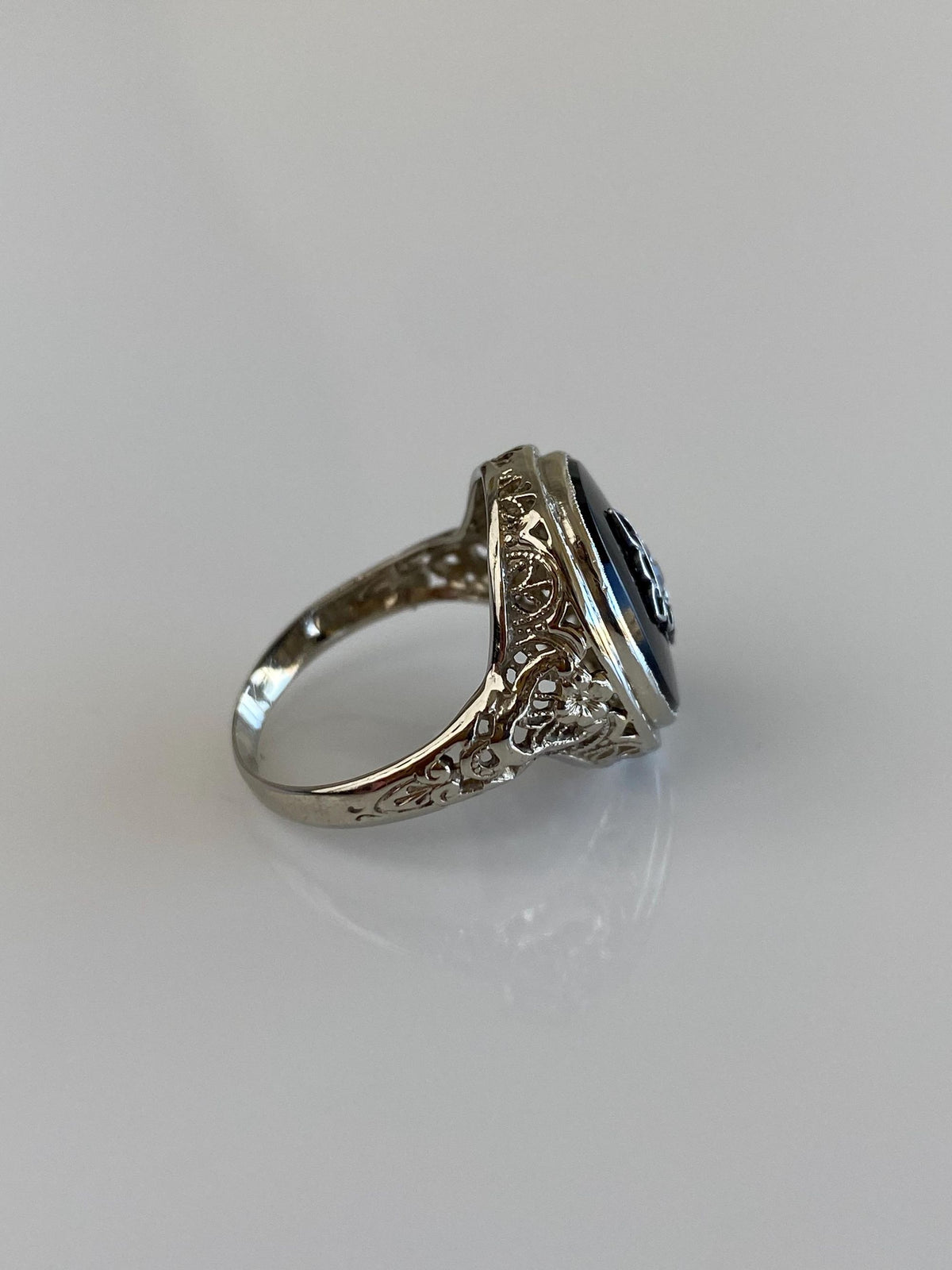 Vintage Solid 14k White Gold Diamond Onyx Art Deco Ring - Size 5.5