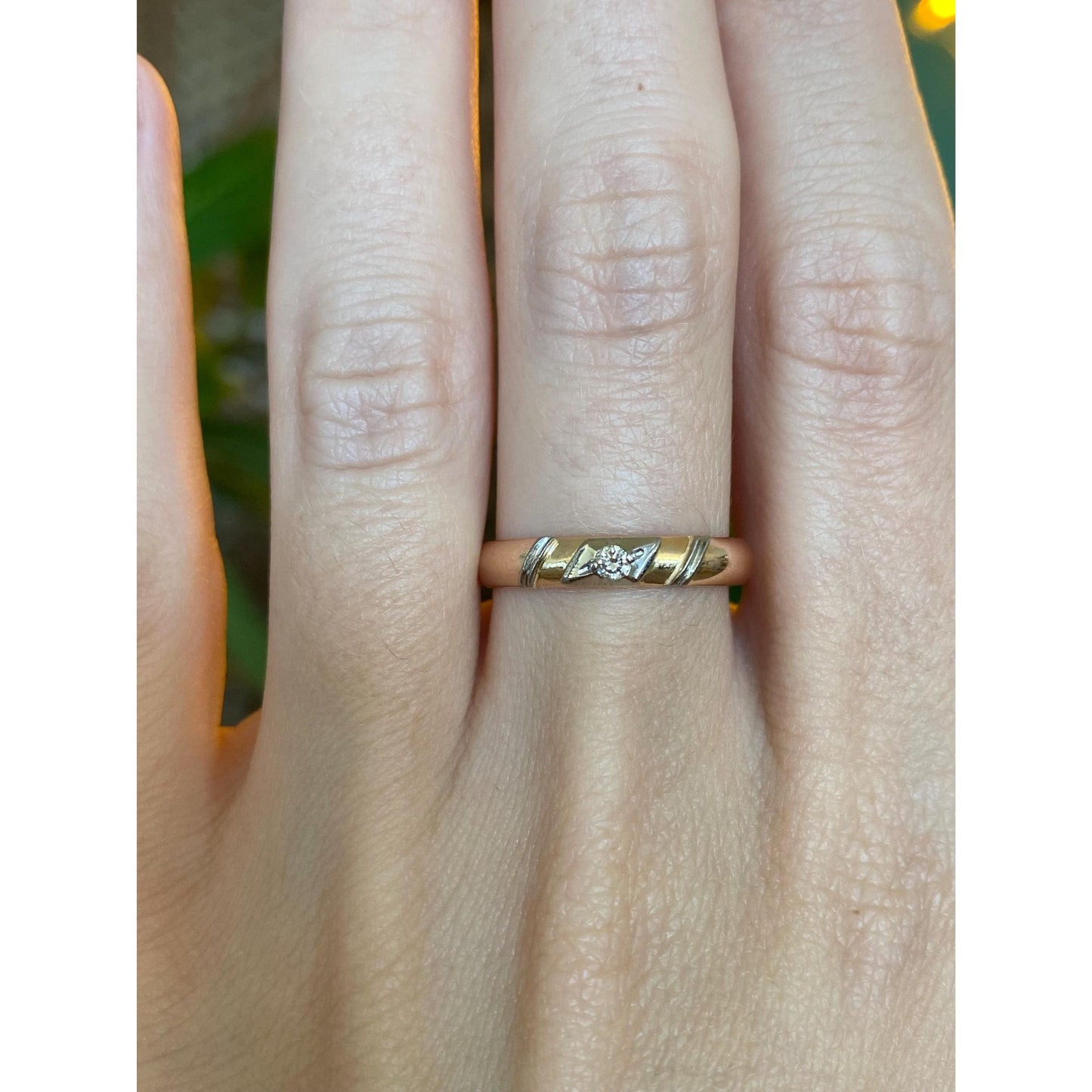 Vintage Solid 14k Rose & White Gold Diamond Ring Band - Size 8