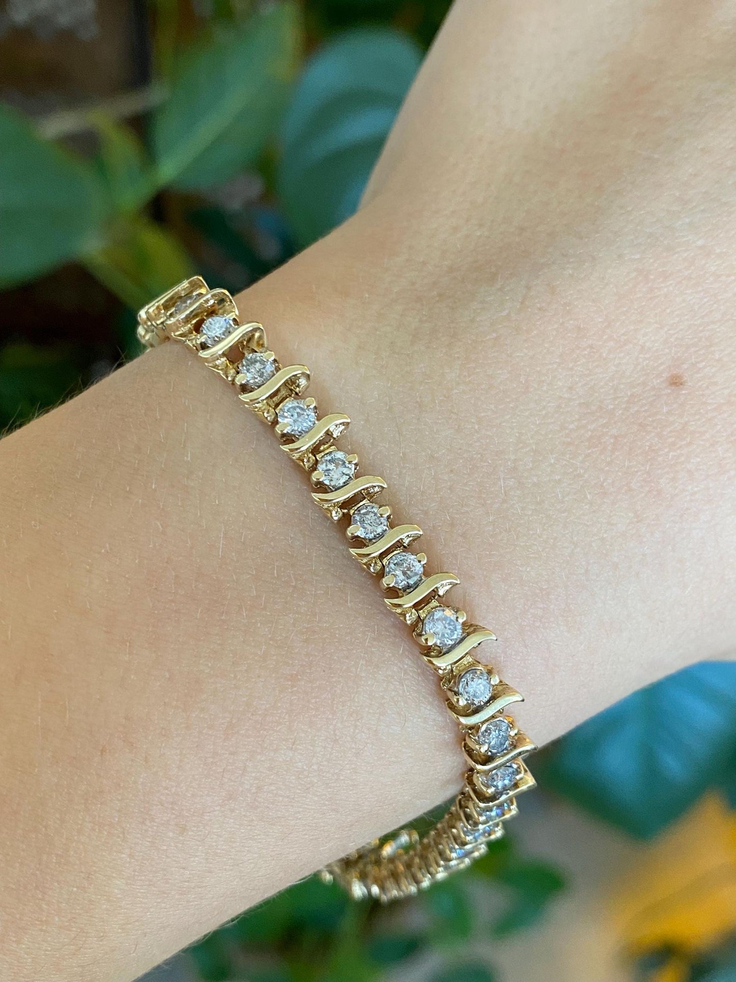 Vintage Solid 14k Yellow Gold Diamond Tennis Bracelet - 7.5 Inches