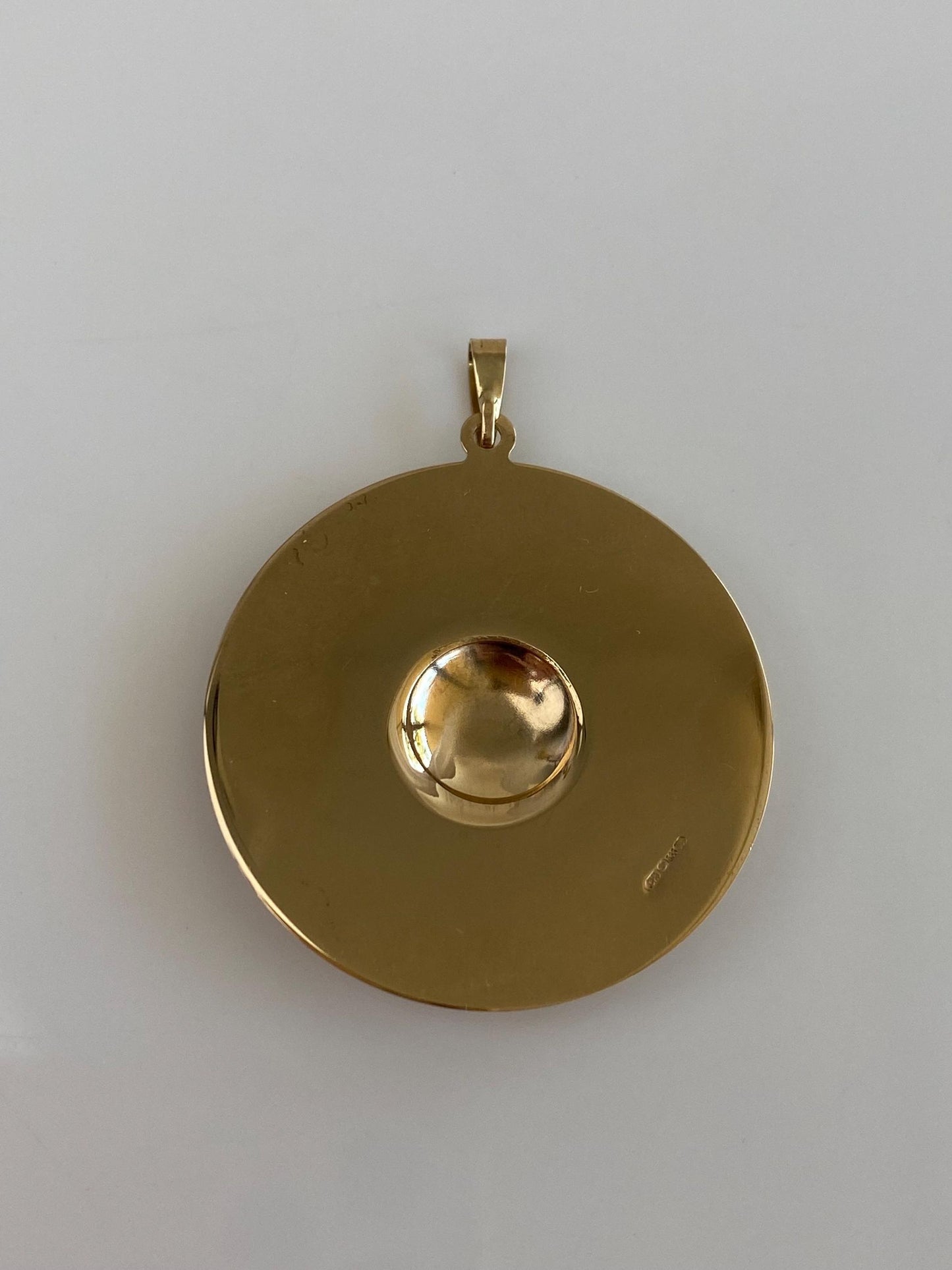 Vintage Solid 14k Yellow Gold Large Engraved Mandala Disc Charm