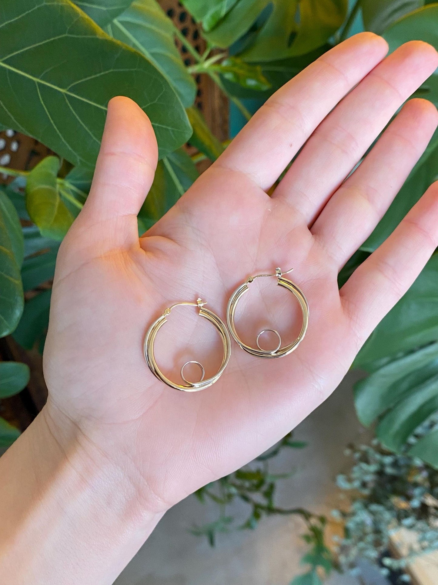 Vintage 14k White & Yellow Gold Loop Hoop Earrings