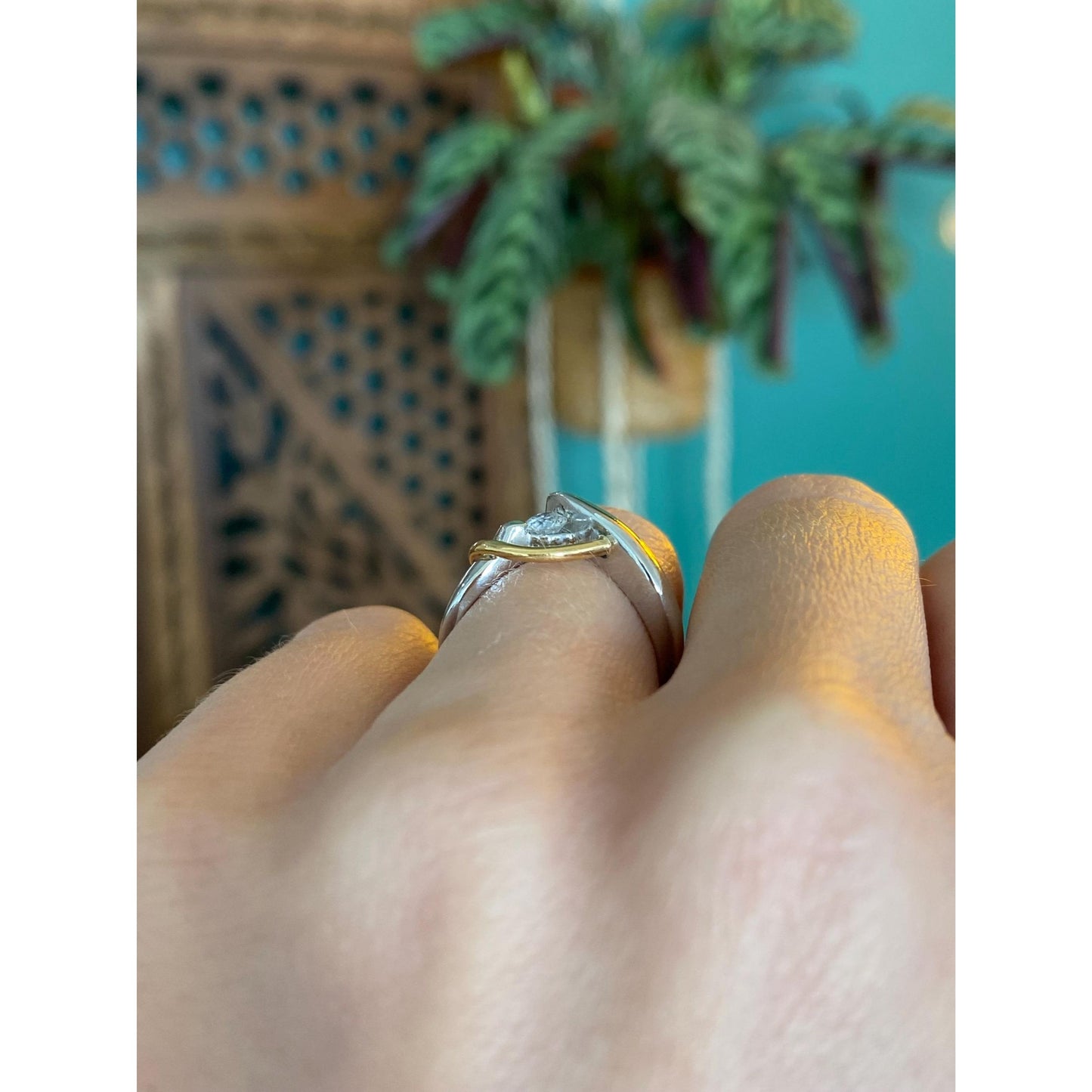 Vintage Solid 18k Yellow Gold & Platinum Diamond Ring - Size 4.75