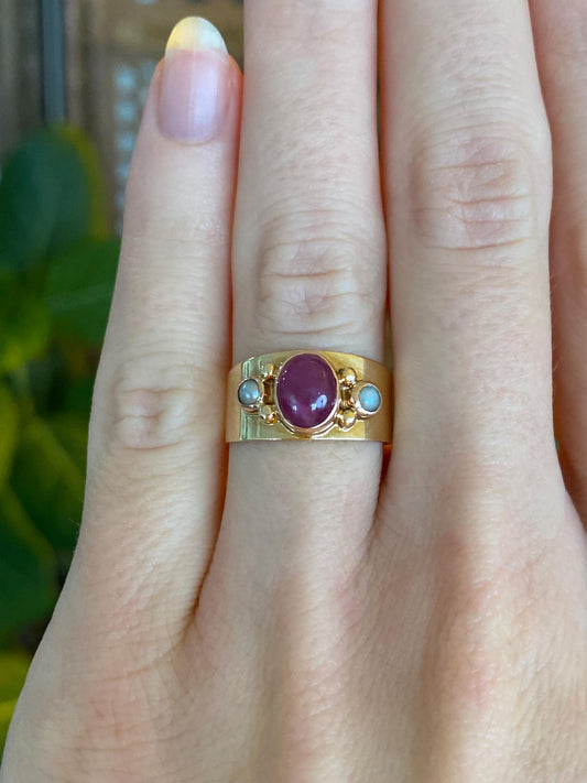 Vintage Solid 14k Rosey Gold Ruby Pearl Ring - Size 5.5